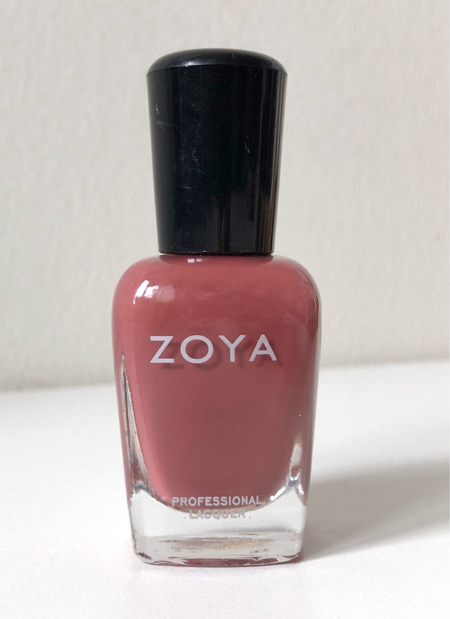 ZOYA nagellack "Coco" 15 ml. Gammelrosa, rosa, cerise ceriserosa