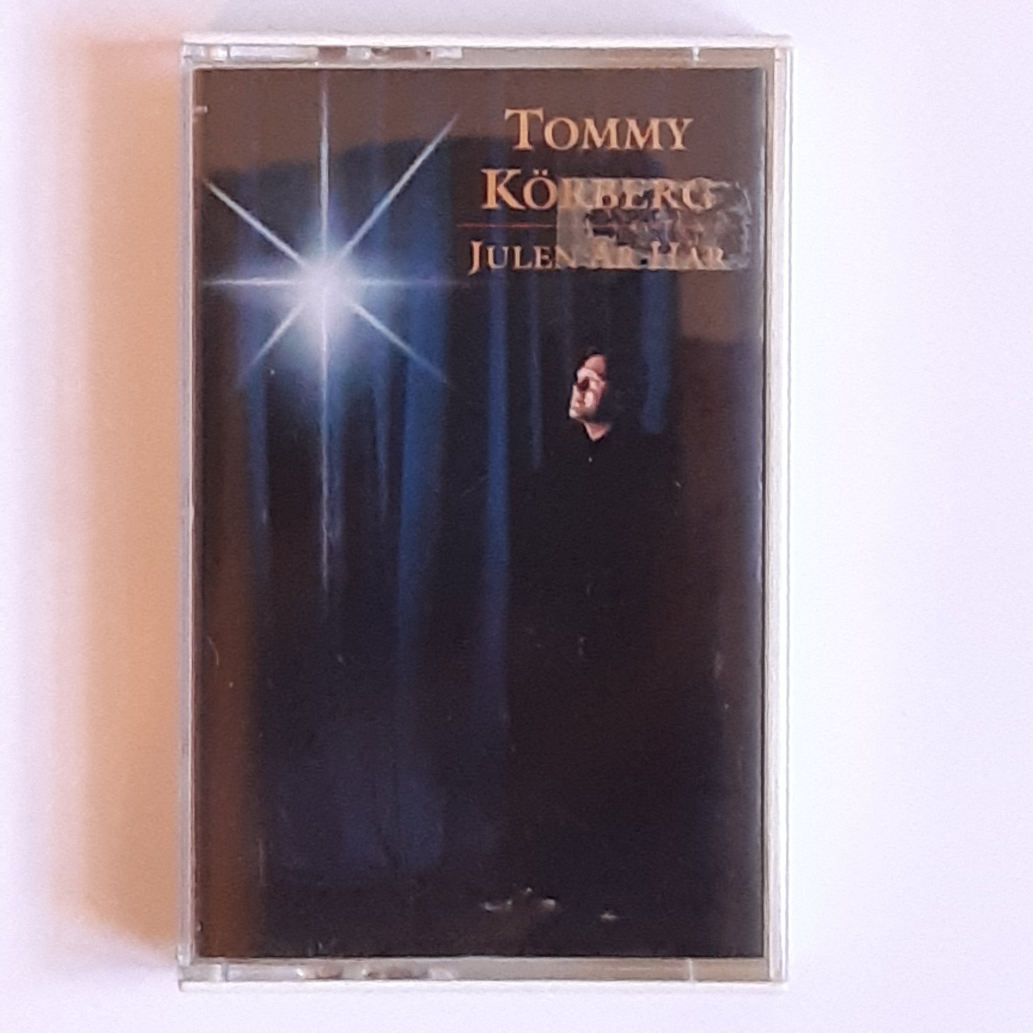 Tommy Körberg Julen är här kassett kassettband .. Köp på Tradera