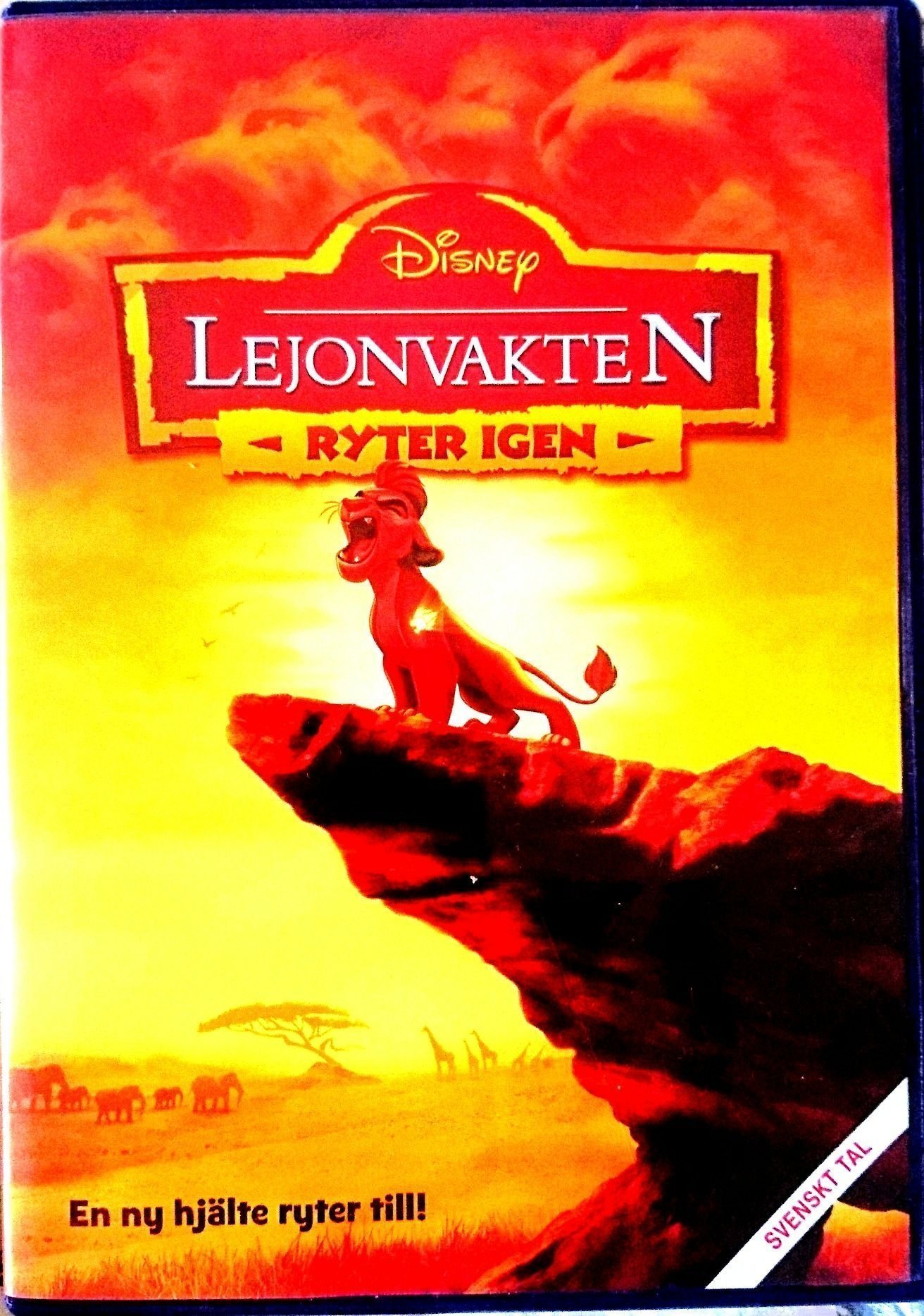 DISNEY LEJONVAKTEN RYTER IGEN