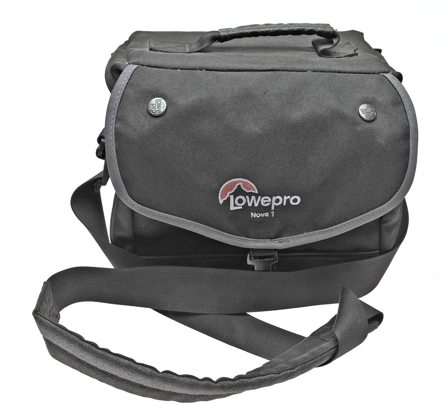 lowepro nova