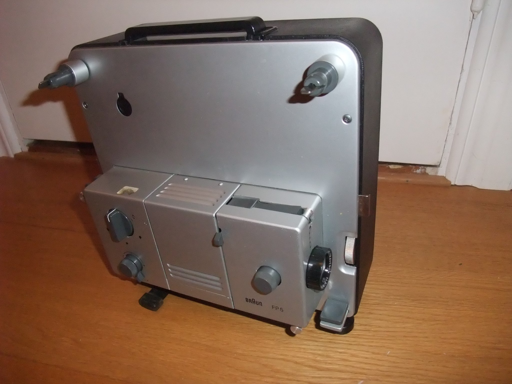 Projektor Super 8 Super8 Braun FP 5. Optik Will.. (427731866) ᐈ Köp på