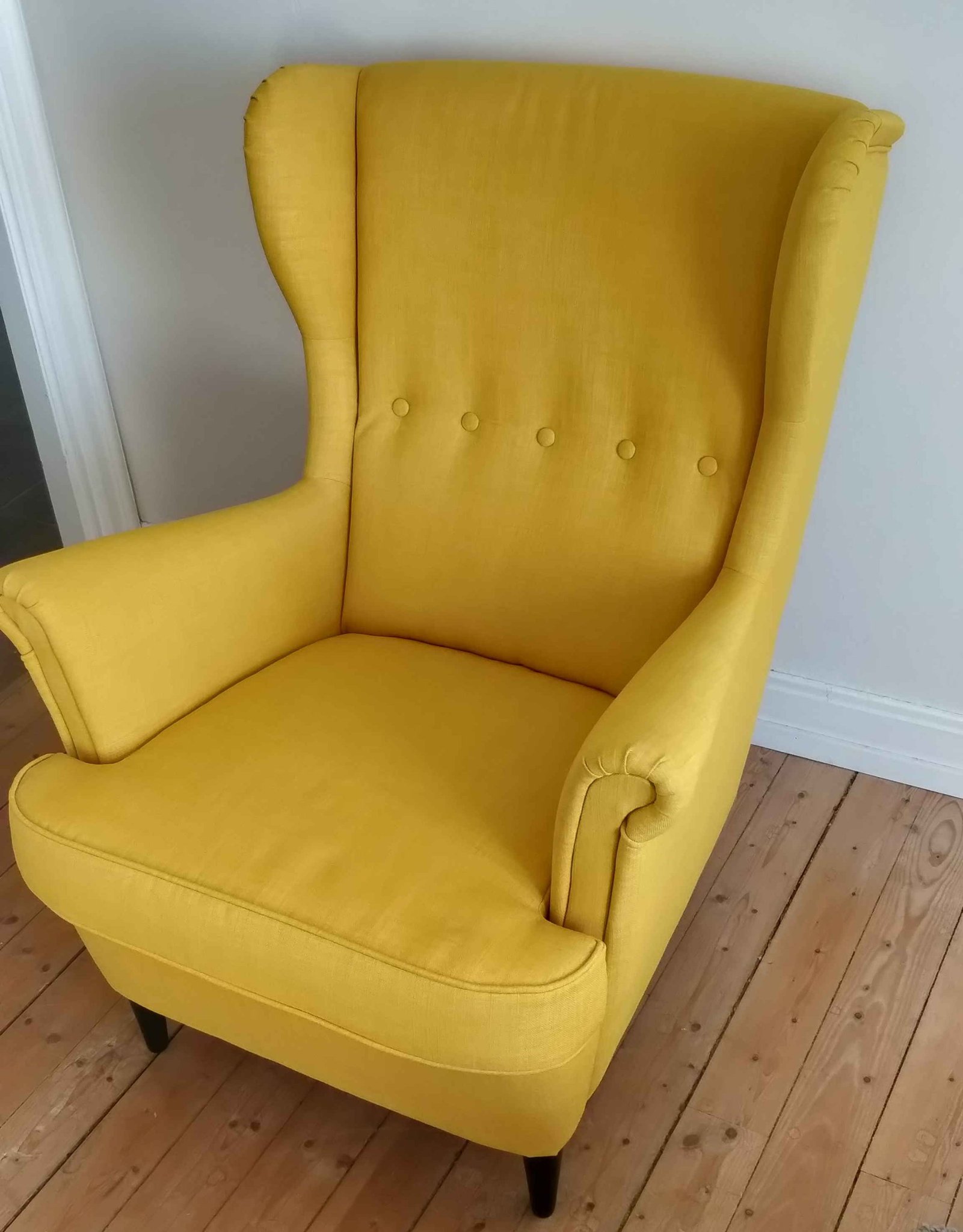 Fåtölj Comfortable Yellow Armchair from IKEA (391693904) ᐈ Köp på Tradera