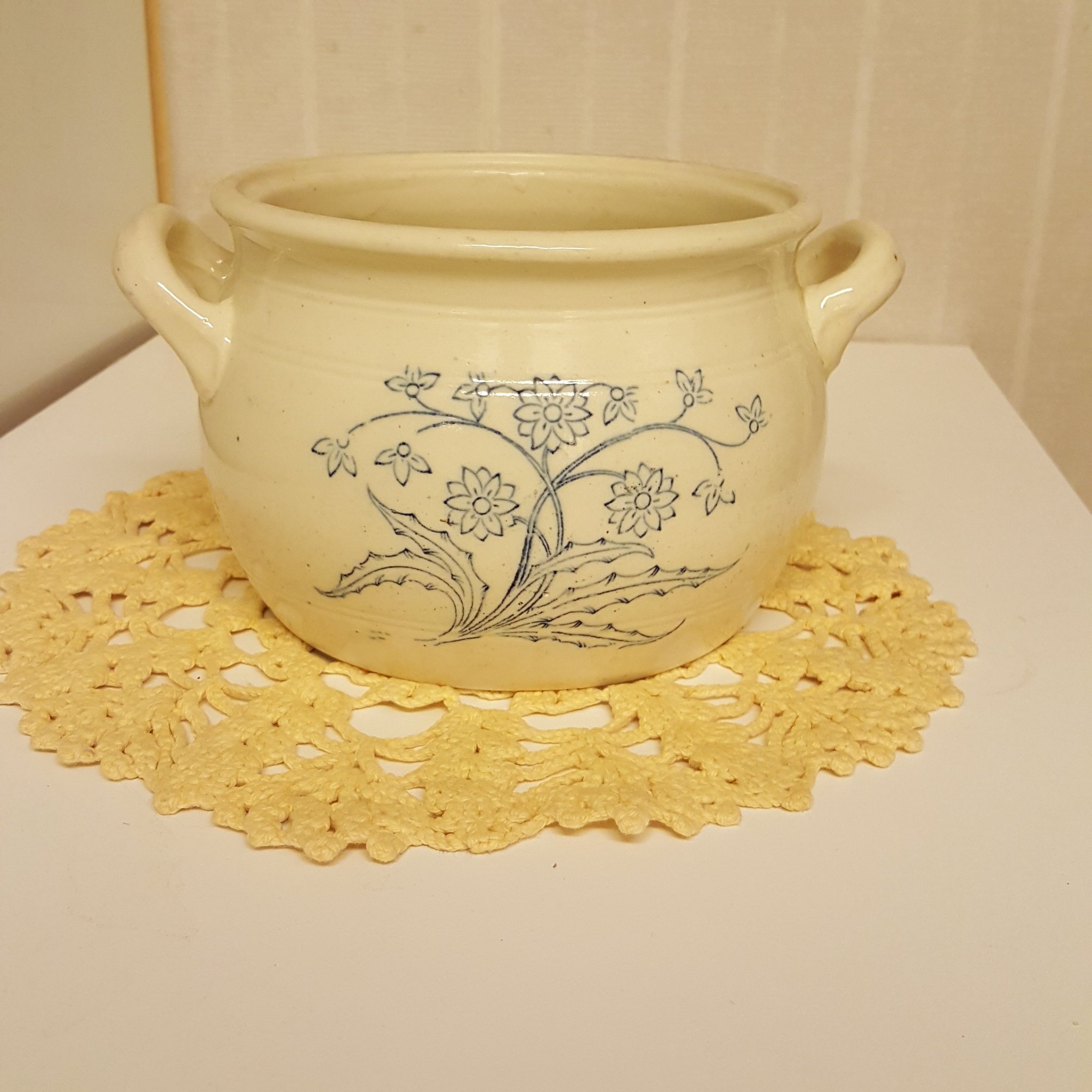 Krus/kruka Gustavsberg, Stenmassa, Antikt, tidi.. Köp på Tradera