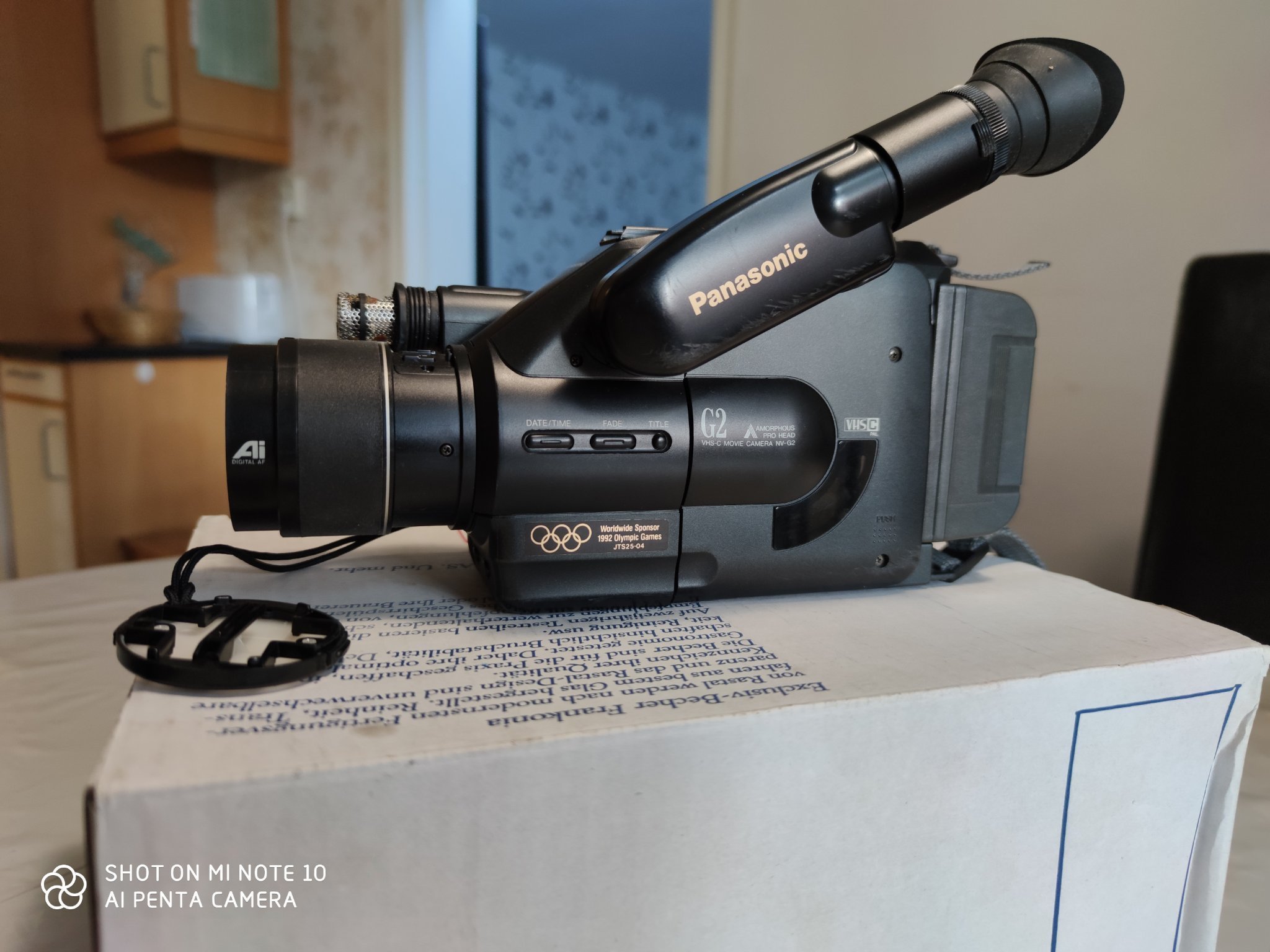 NVG2 Panasonic VHS_C Movie Camera (406616340) ᐈ Köp på Tradera