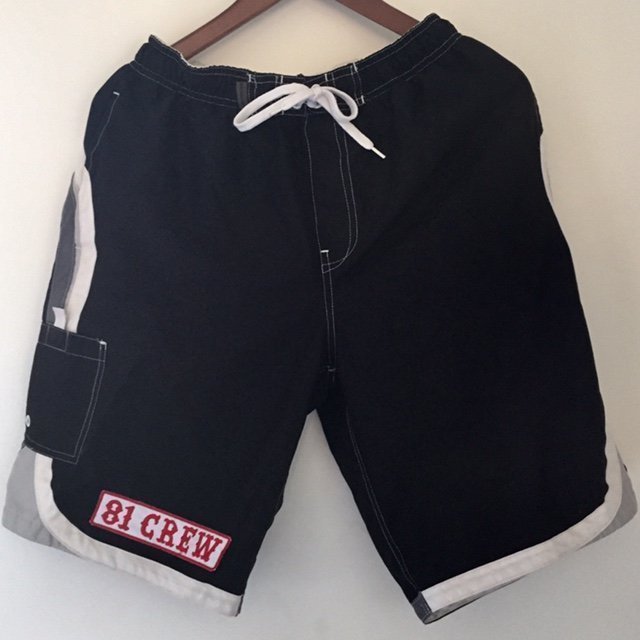 Svarta Batistini shorts/badbyxor med grå/vita detaljer i stl S. Jättefint skick!