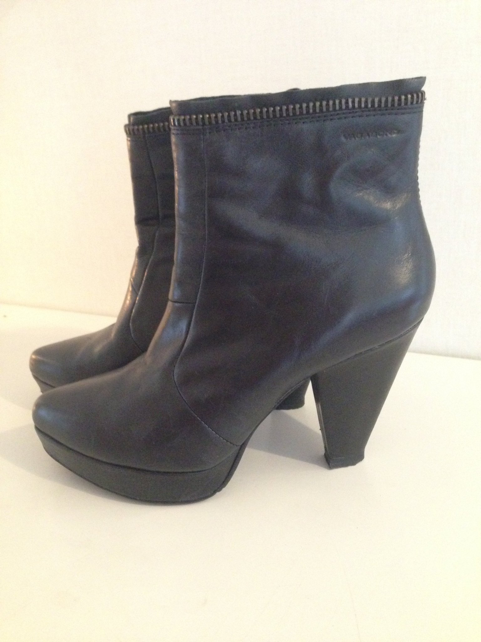 Snygga BootsHigh heels i Svart Skinn, storlek .. (402391165 Snygga BootsHigh heels i Svart Skinn, storlek .. (402391165