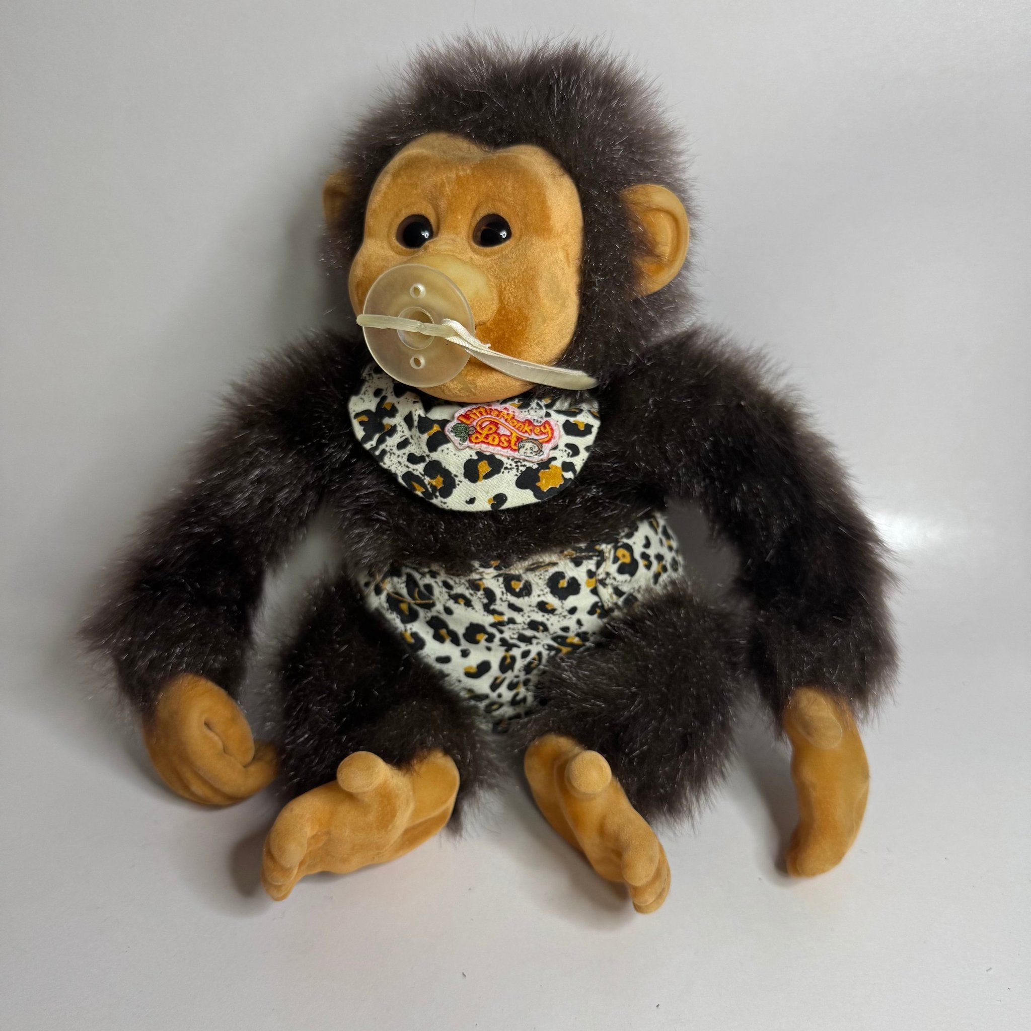 Se produkter som liknar Vintage Hosung Little Monkey .. på