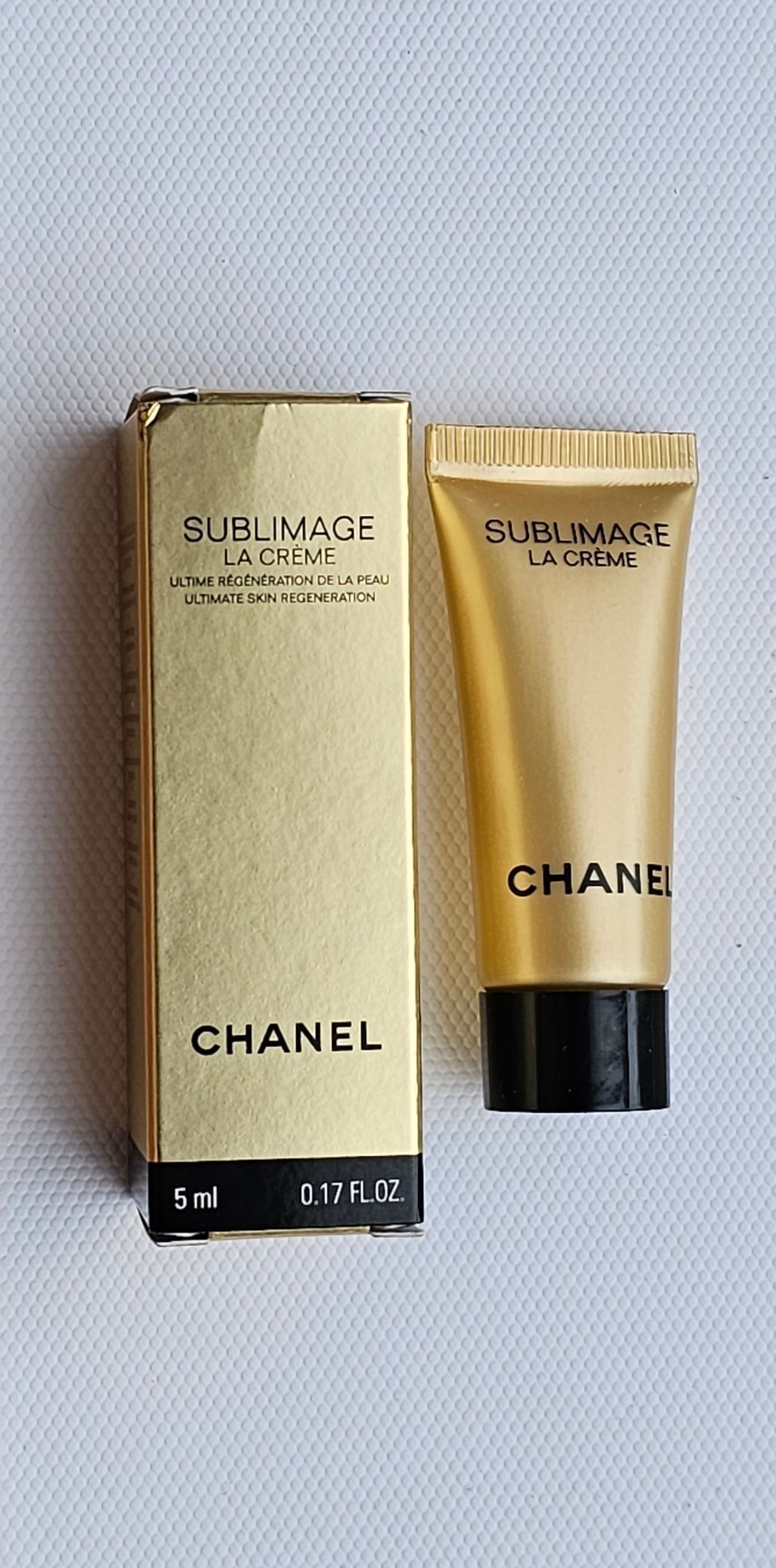 Se produkter som liknar CHANEL Sublimage LA CREME 5ml.. på Tradera ...