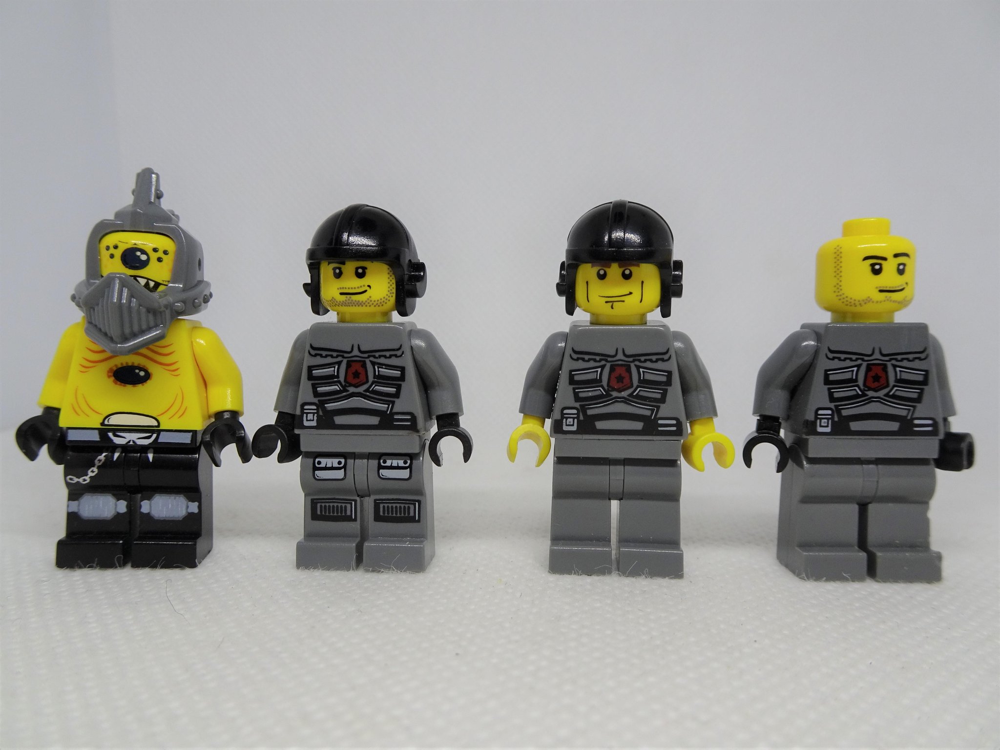 lego space police snake