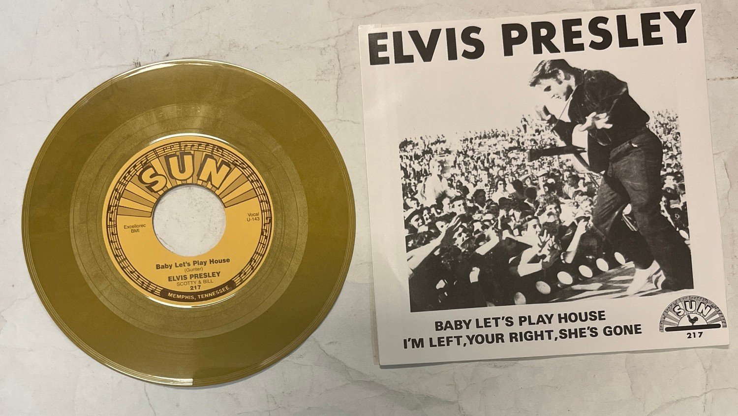 Elvis Presley Sun Records 217 7" singel nyutgiv.. Köp på Tradera