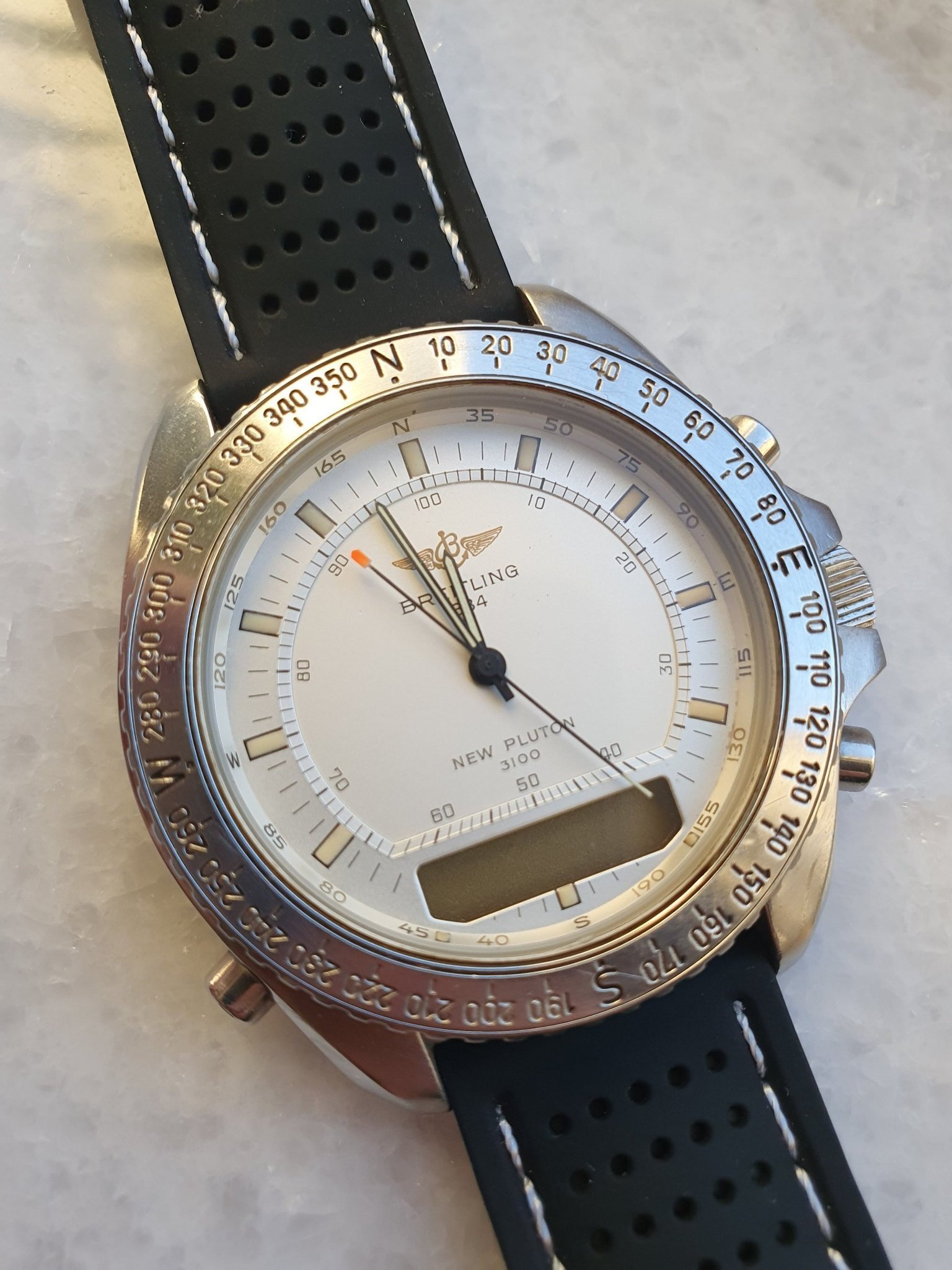breitling pluton 3100