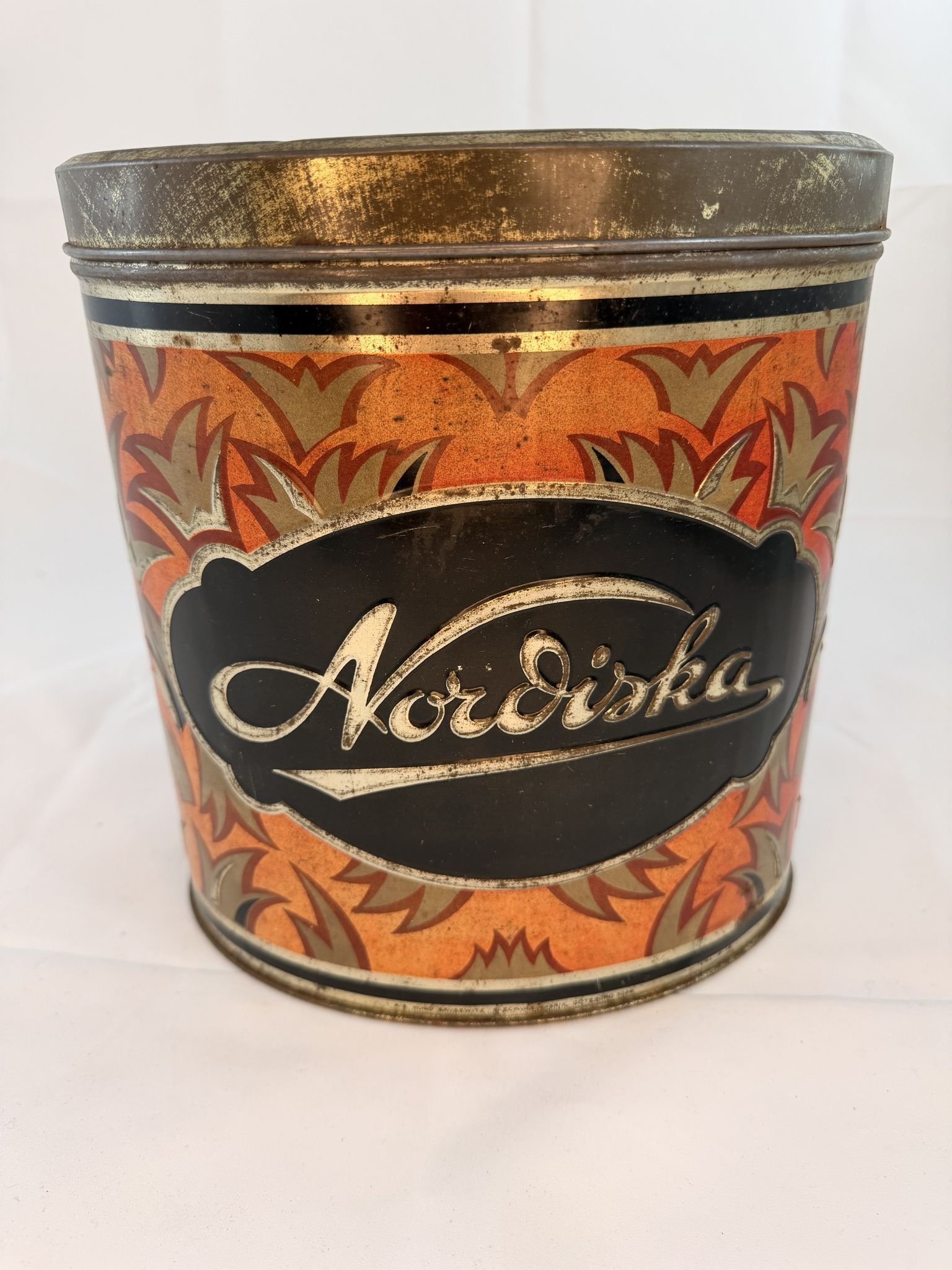 Nr10 ÄLDRE BURK LITOGRAFERAD BLECKPLÅT NORDISKA CHOKLADFABRIKEN