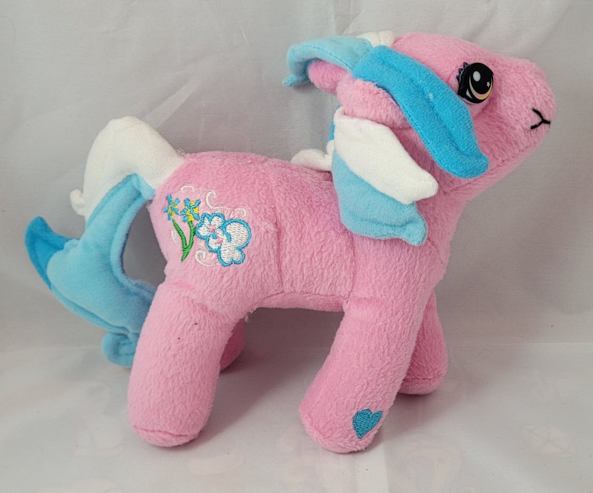 Se produkter som liknar My little pony G3 plushie gos.. på Tradera