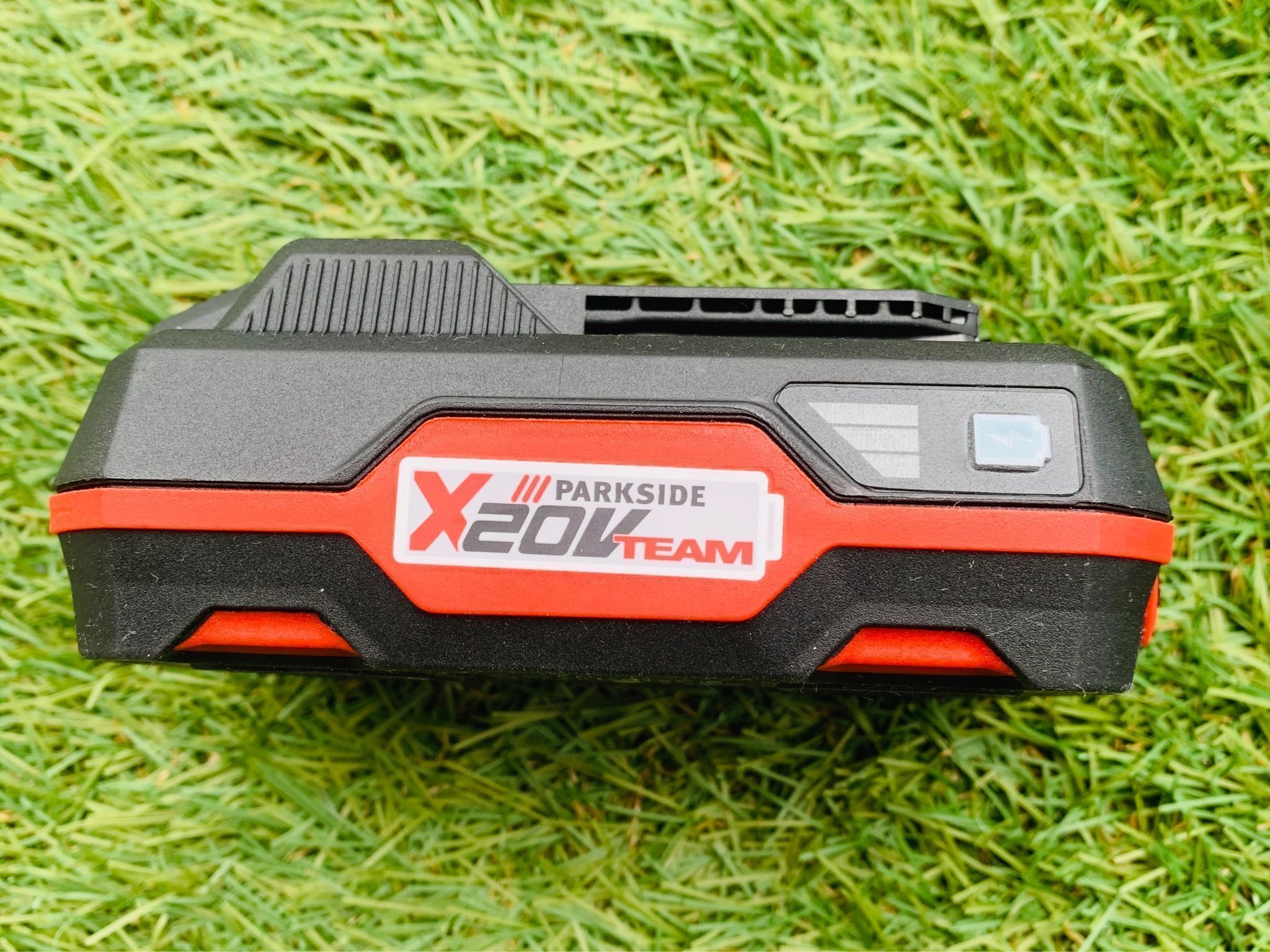 Parkside 20V 2Ah batteri PAP20A1 (417102936) ᐈ Köp på Tradera