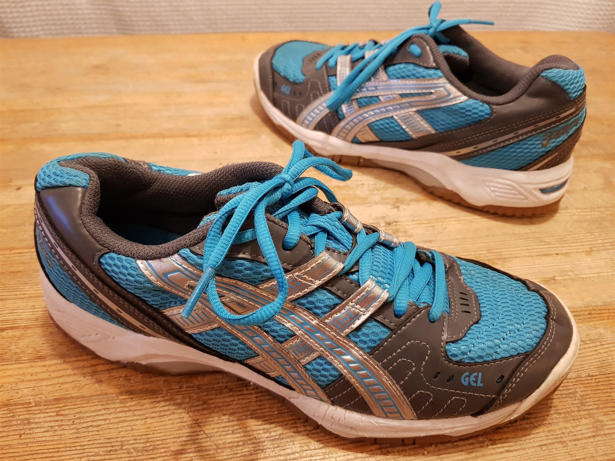 inomhusskor asics inomhusskor asics