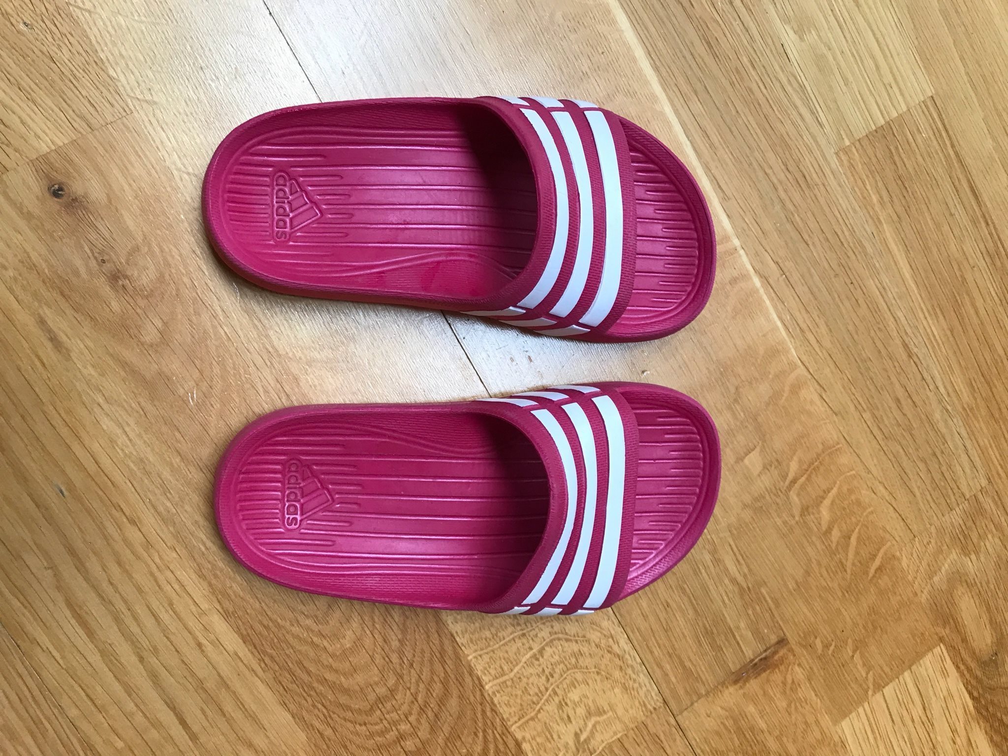 adidas badtofflor barn adidas badtofflor barn