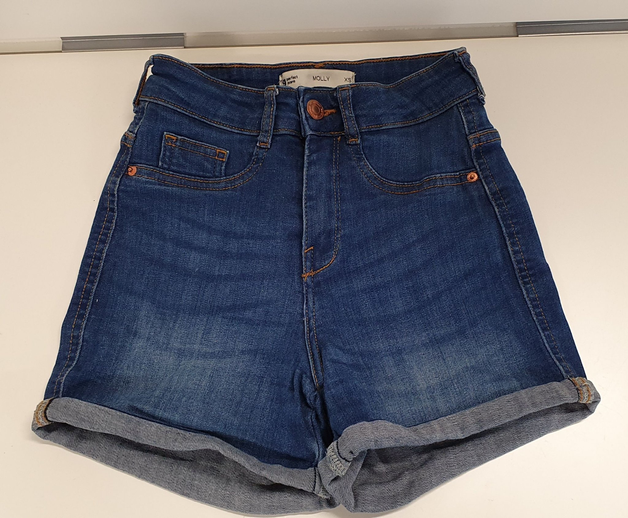molly shorts gina tricot