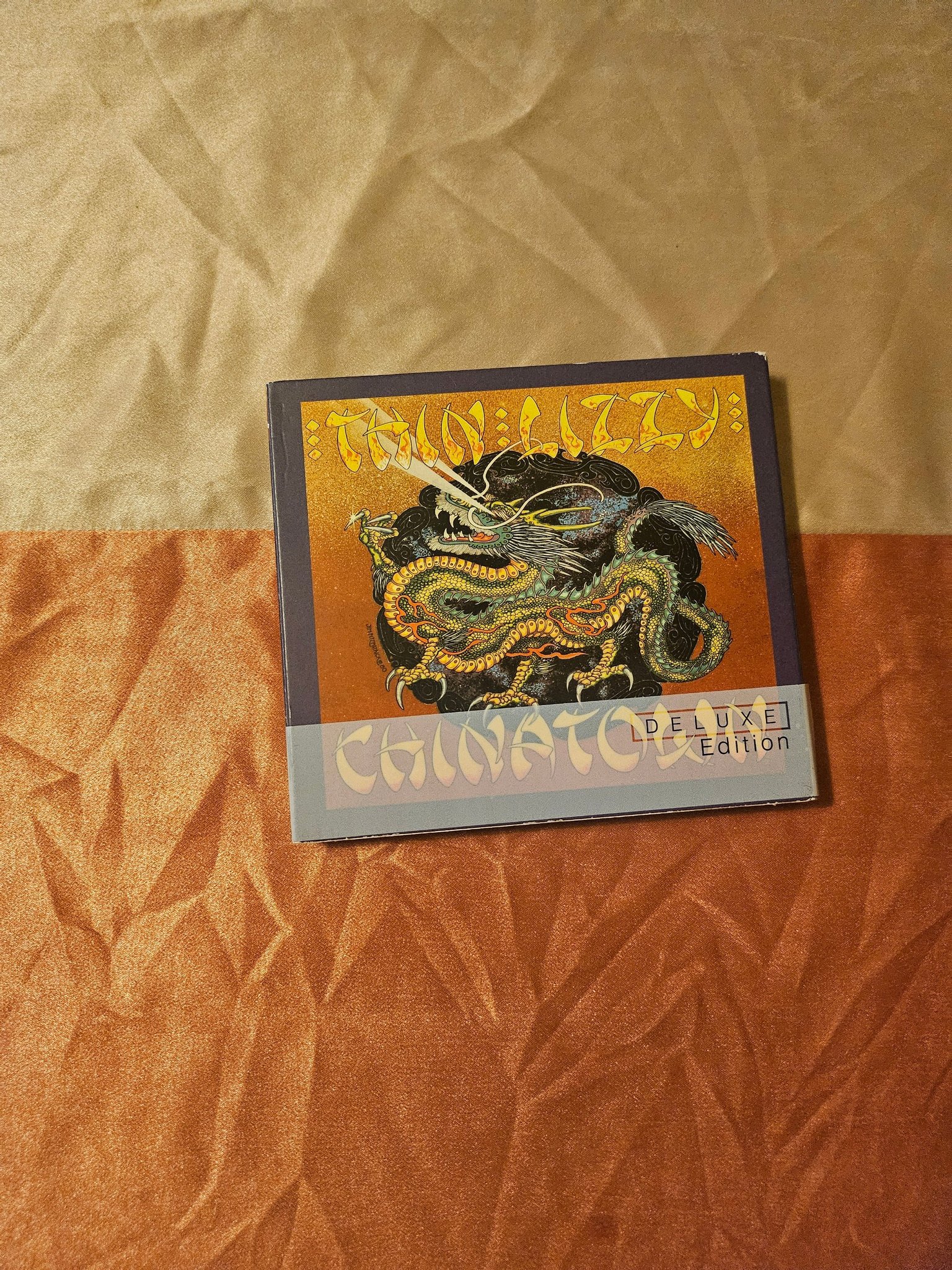 Thin Lizzy - Chinatown Deluxe Edition (2 CD) | Köp på Tradera