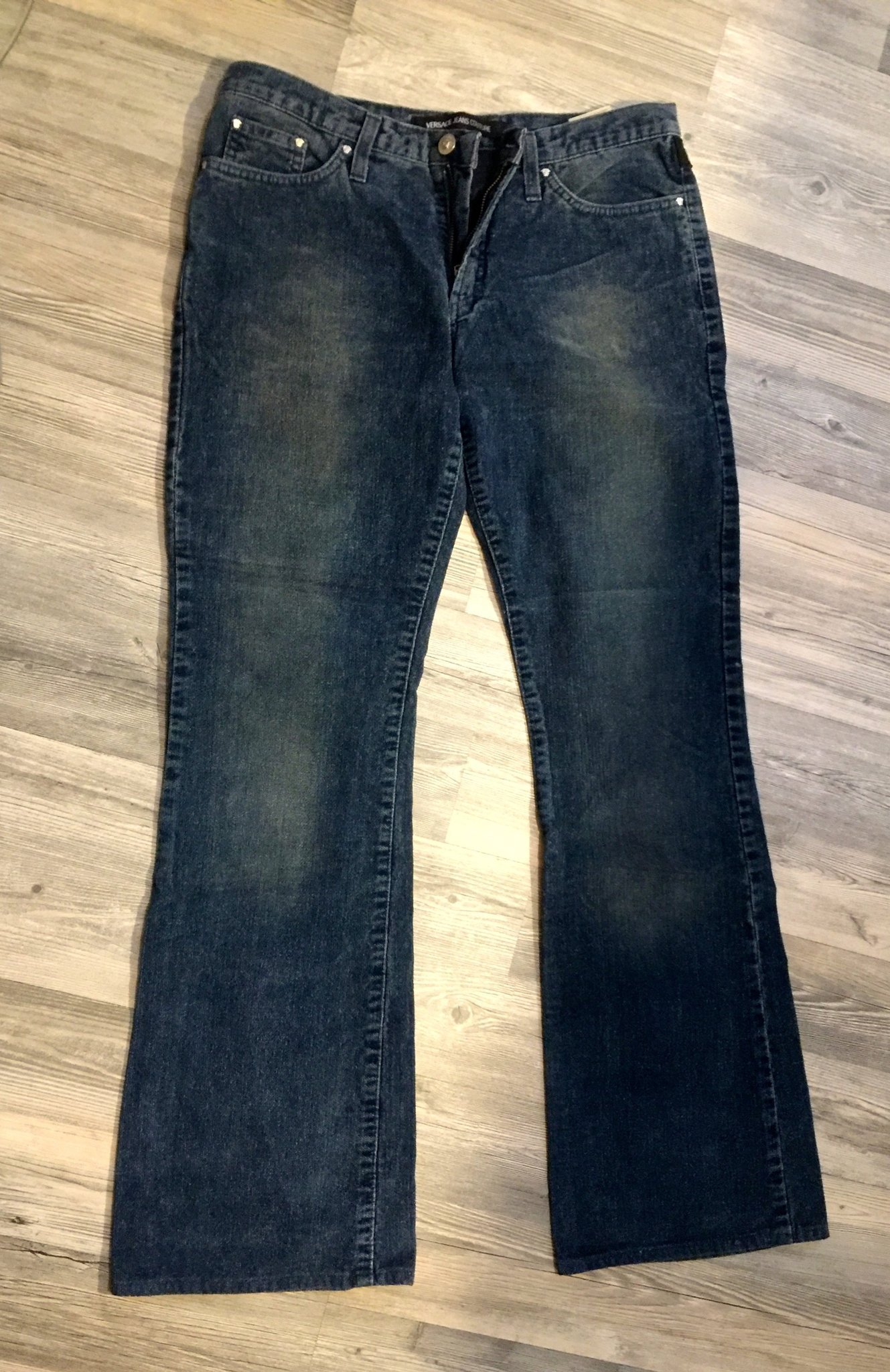 (178) VERSACE JEANS 29-43