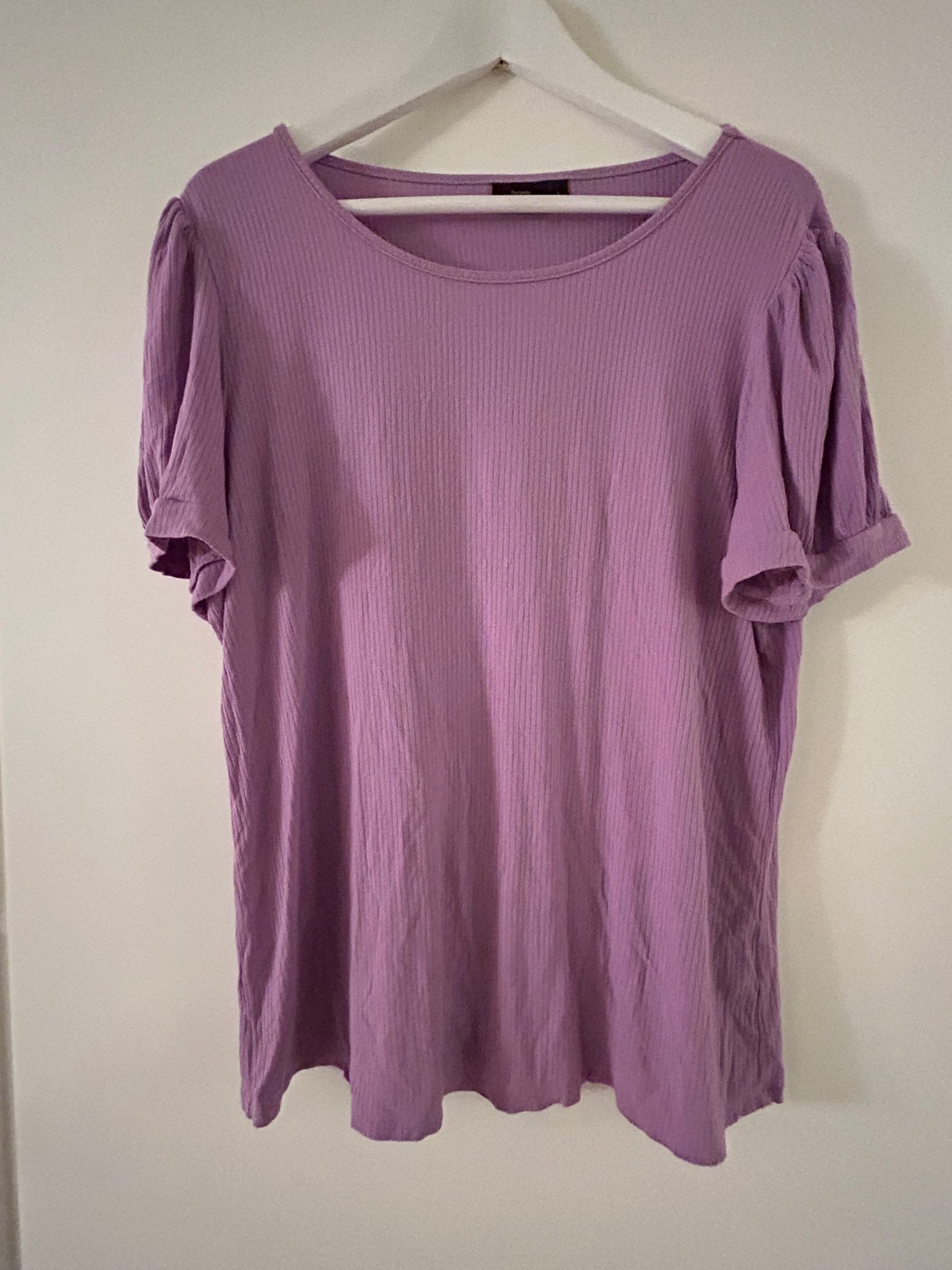 Topp från KappAhl Stl L , lila med puffärm Köp på Tradera (606033570)