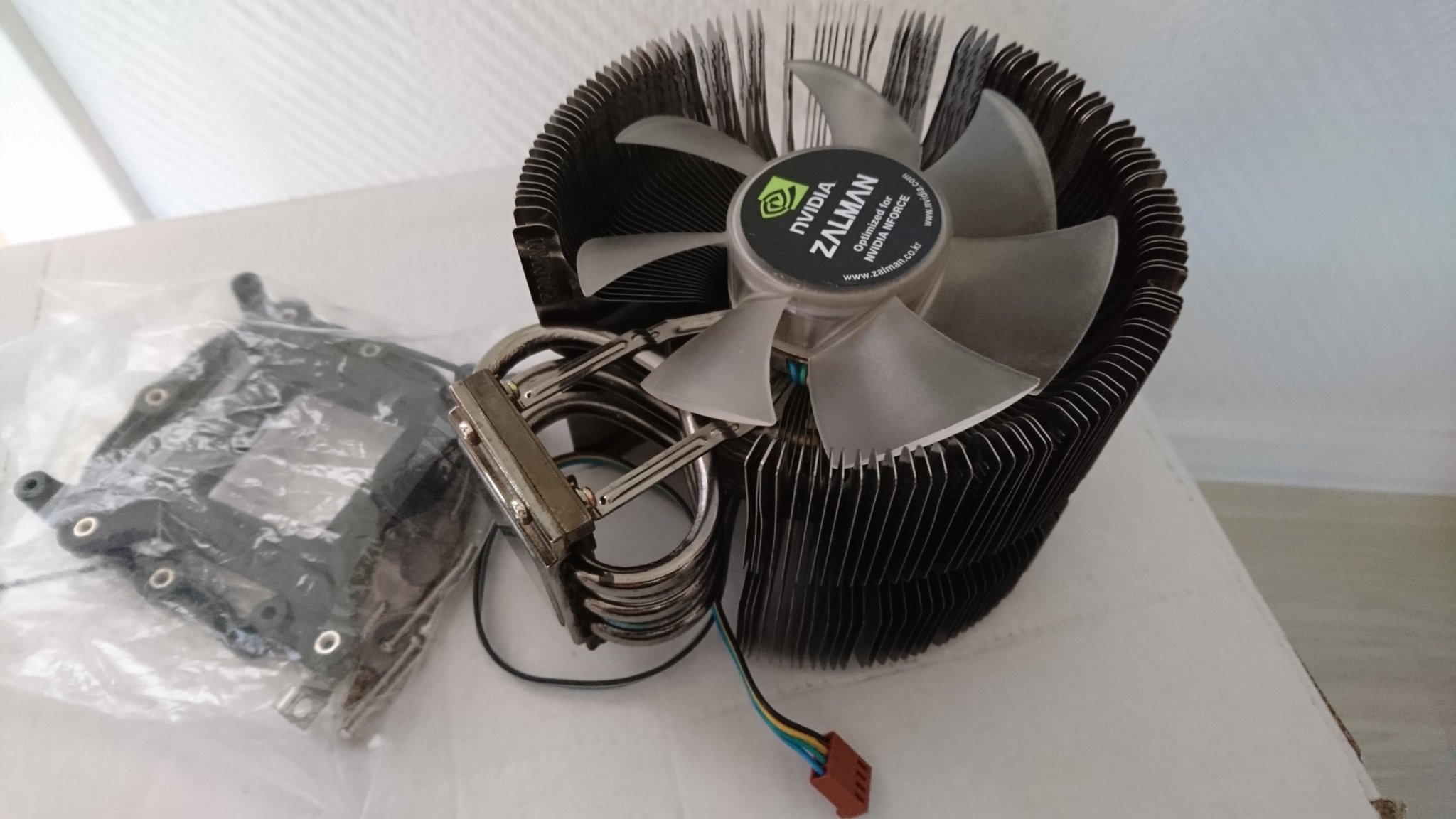 ZALMAN Ultra Quiet CPU Cooler CNPS9700 NT F r L 409827151 K p P zalman-ultra-quiet-cpu-cooler-cnps9700-nt-f-r-l-409827151-k-p-p
