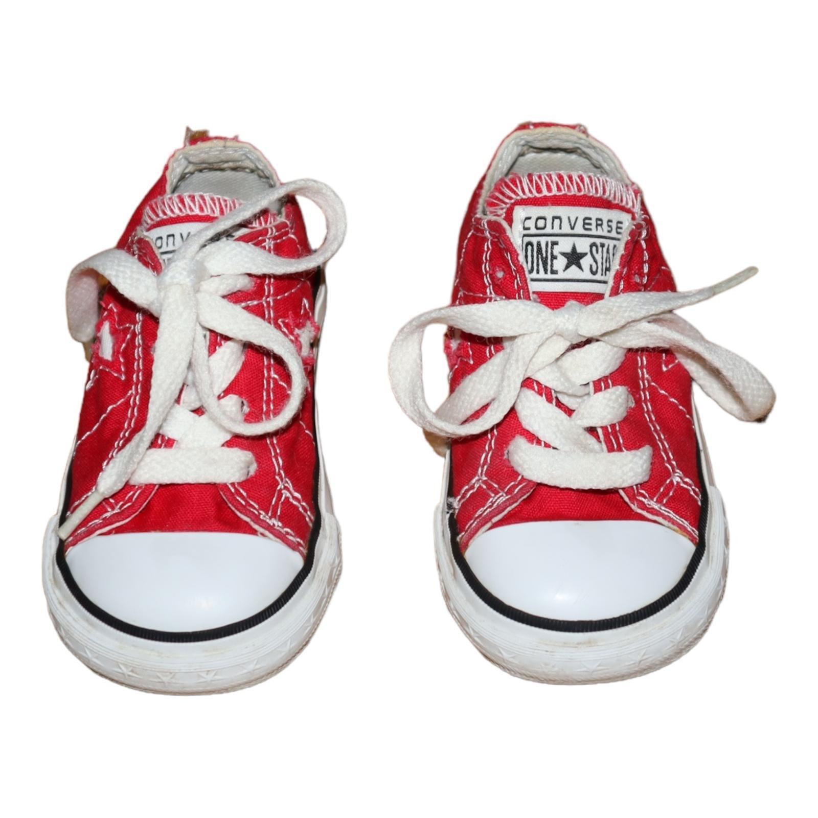 Sneakers fran CONVERSE Storlek 21 Innermatt 12.5cm Rod Vit