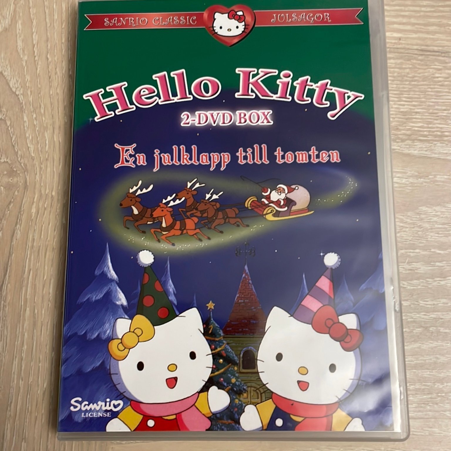 Hello Kitty 2DVD BOX En Julklapp till tomten Köp på Tradera