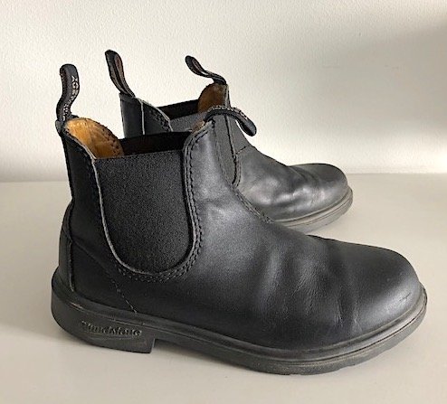 blundstone 33