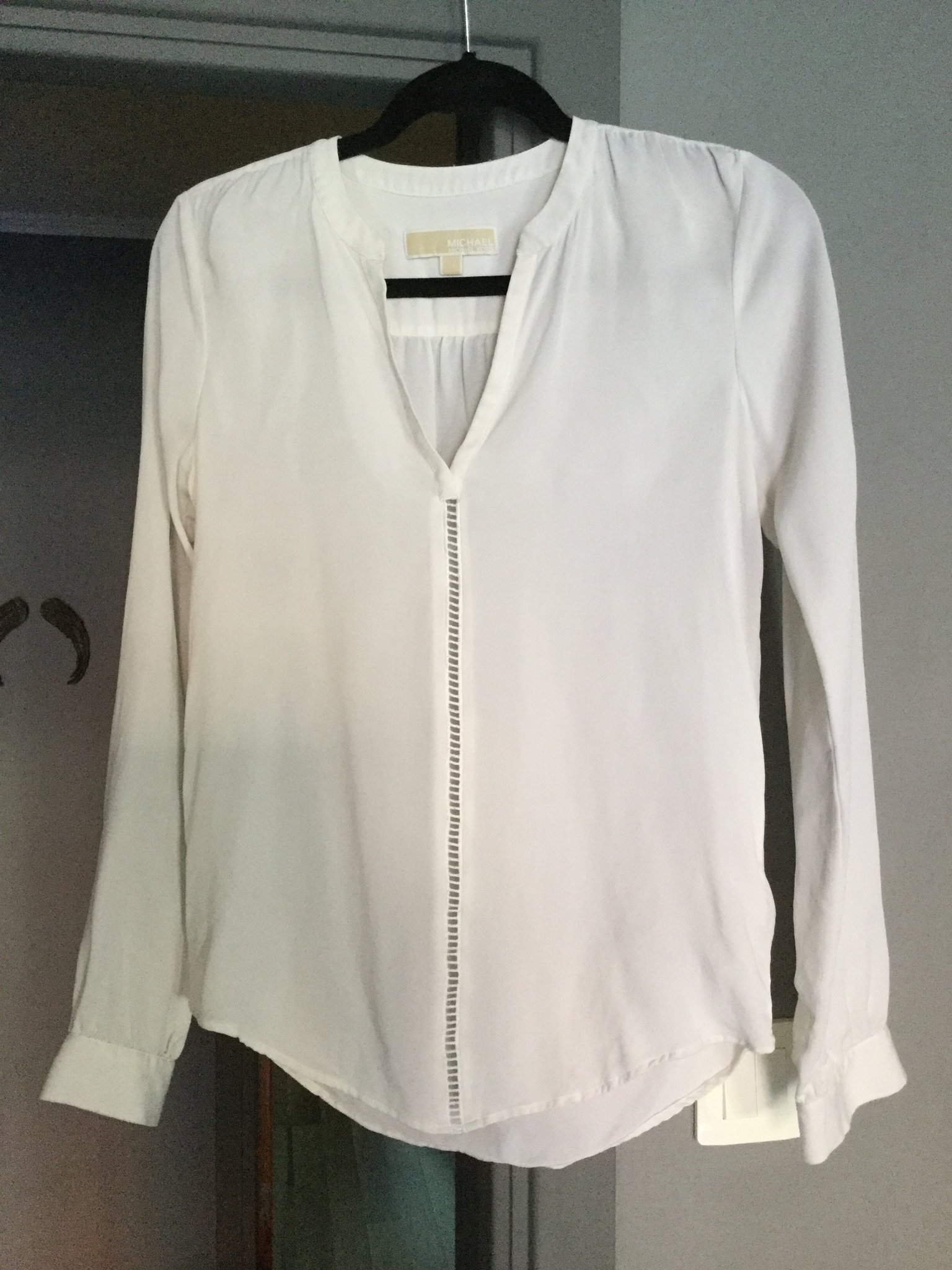 Michael Kors blus, vit, storlek XS. 100% silke.