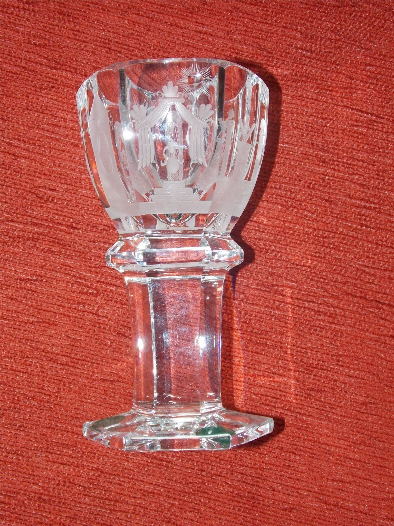 FRIMURARE--MYCKET FINT--CERMONI/SHERRY GLAS--13 CM HÖG--SE ETSNINGEN--BRA SKICK