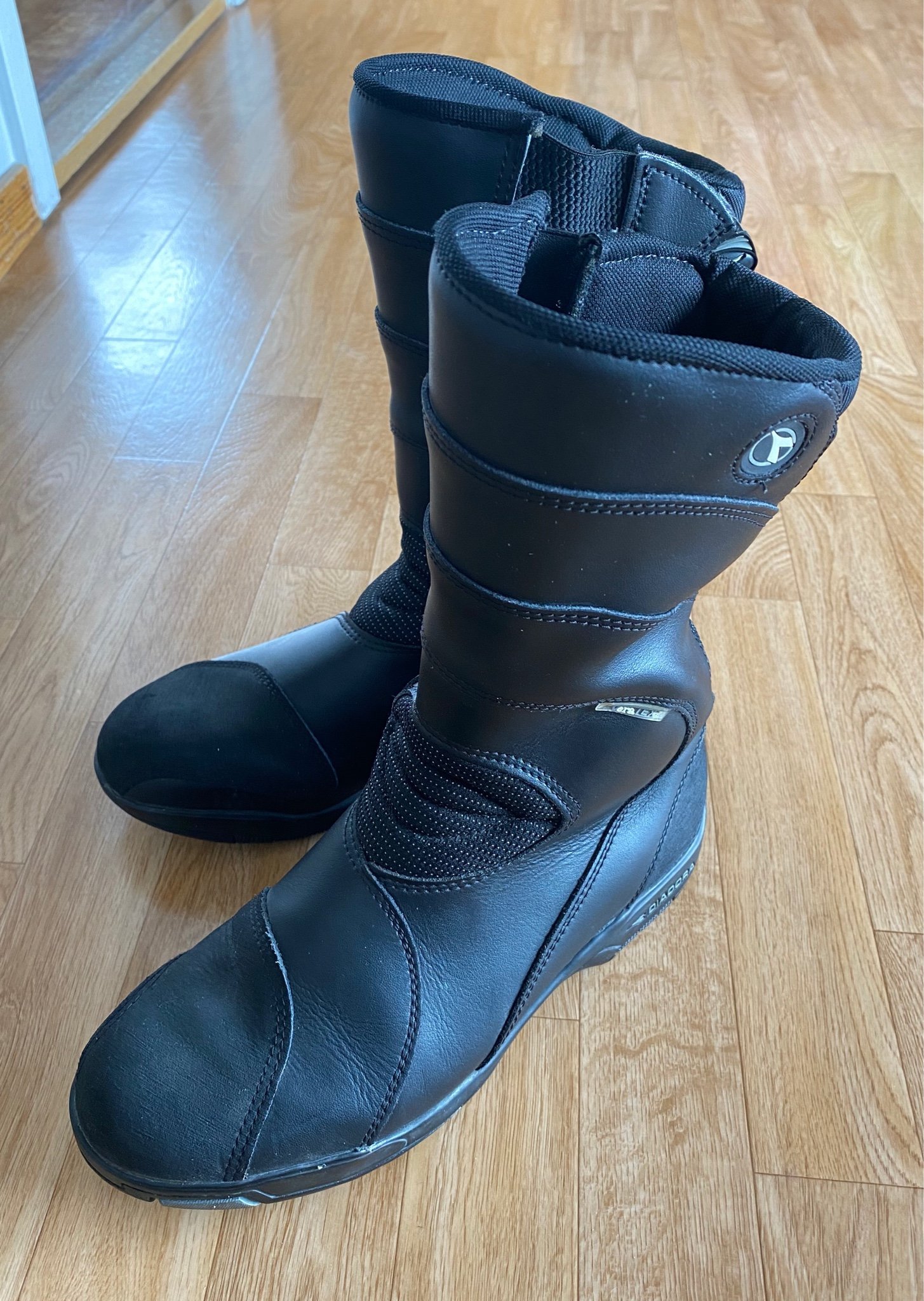 MC Stövlar Diadora Strl EUR 42 i mycket fint sk.. (403970628 MC Stövlar Diadora Strl EUR 42 i mycket fint sk.. (403970628