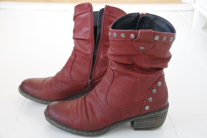 Stövlar, kängor, boots, Rieker, röda, skinn Stövlar, kängor, boots, Rieker, röda, skinn