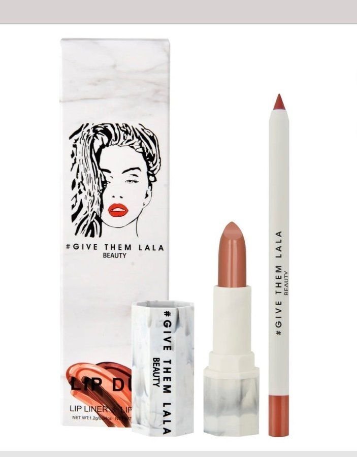 GIVE THEM LALA Lip Liner and Lipstick Set THE.. Köp på Tradera
