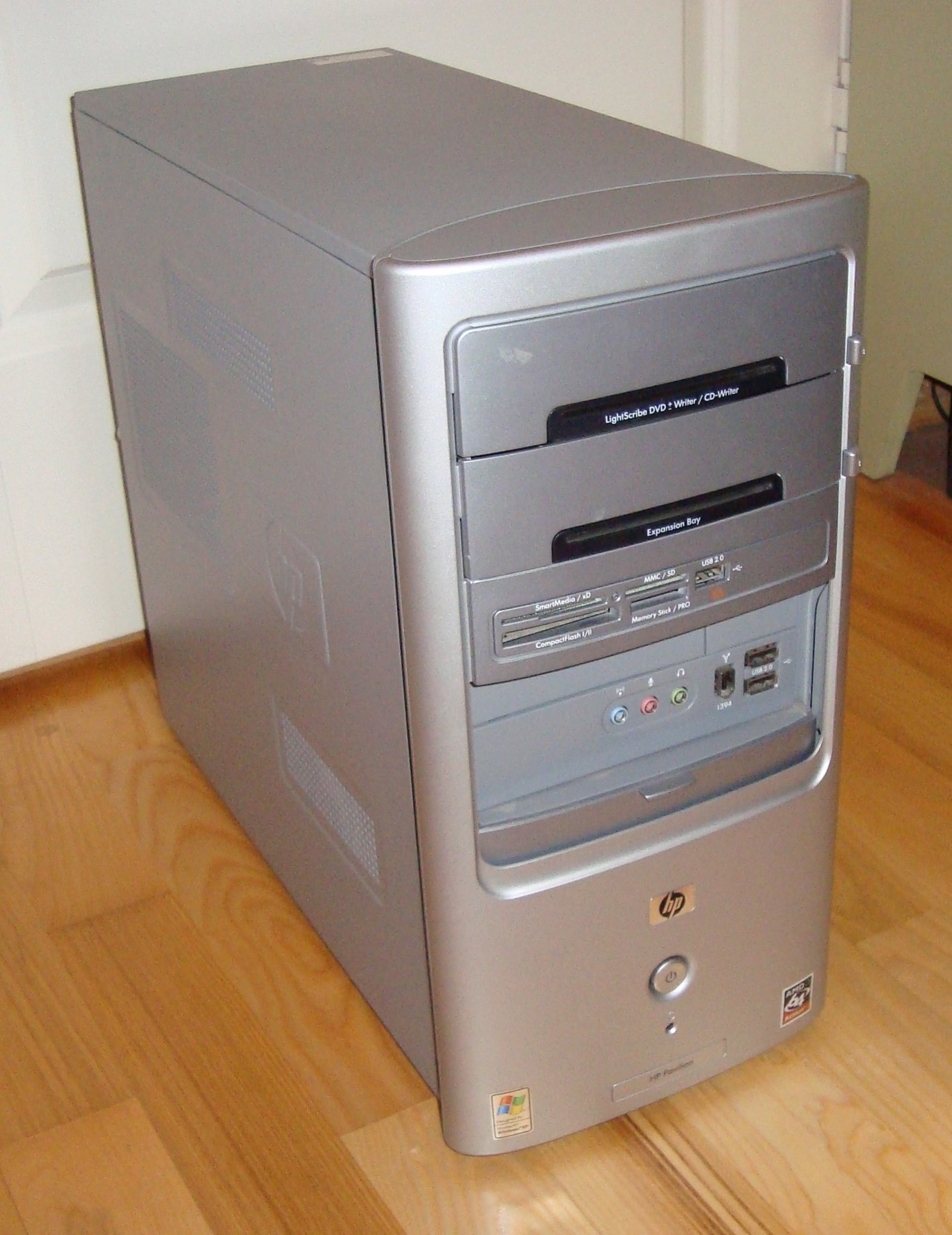 HP dator med Windows XP (410021033) ᐈ Köp på Tradera