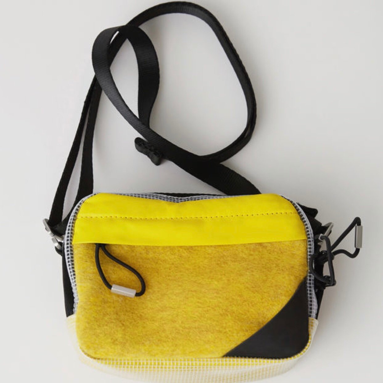 Acne Studios Hidey väska gult Acne Studios Hidey väska gult