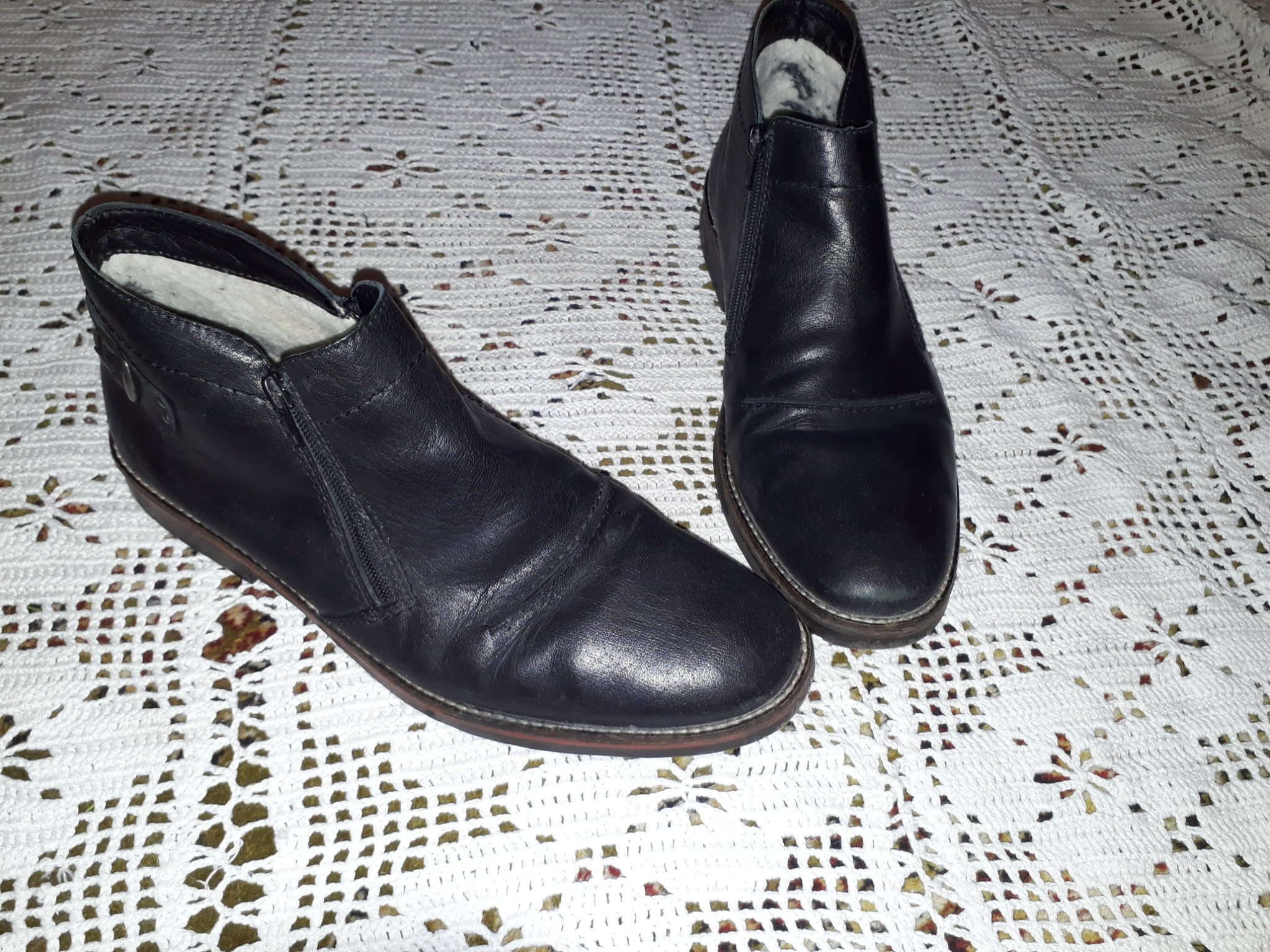 Fina! Rieker fodrade skor skinn stl:46 svarta k.. (380200641 Rieker Black – Svarta fodrade boots i skinn Damskor