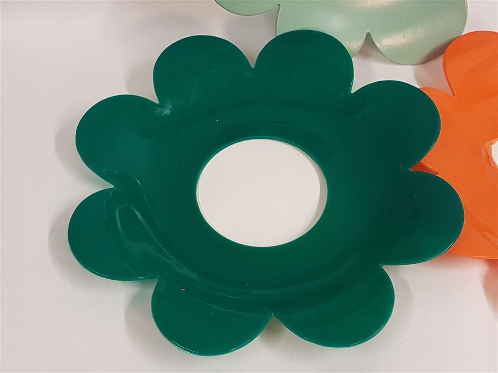Retro blomma i plast till badrumslampa /dekora lampskärm 70 tal på
