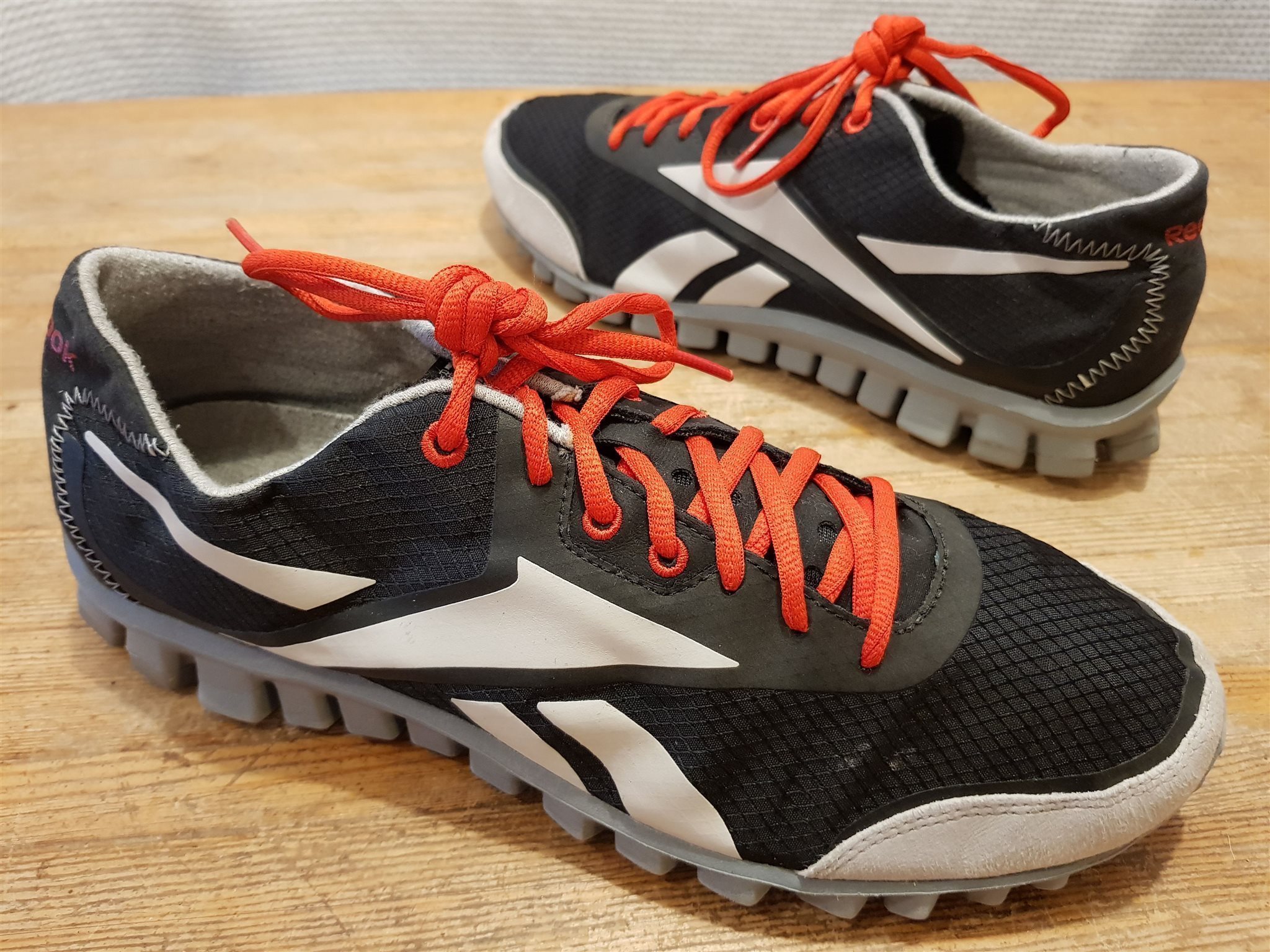 asics t32rq asics t32rq