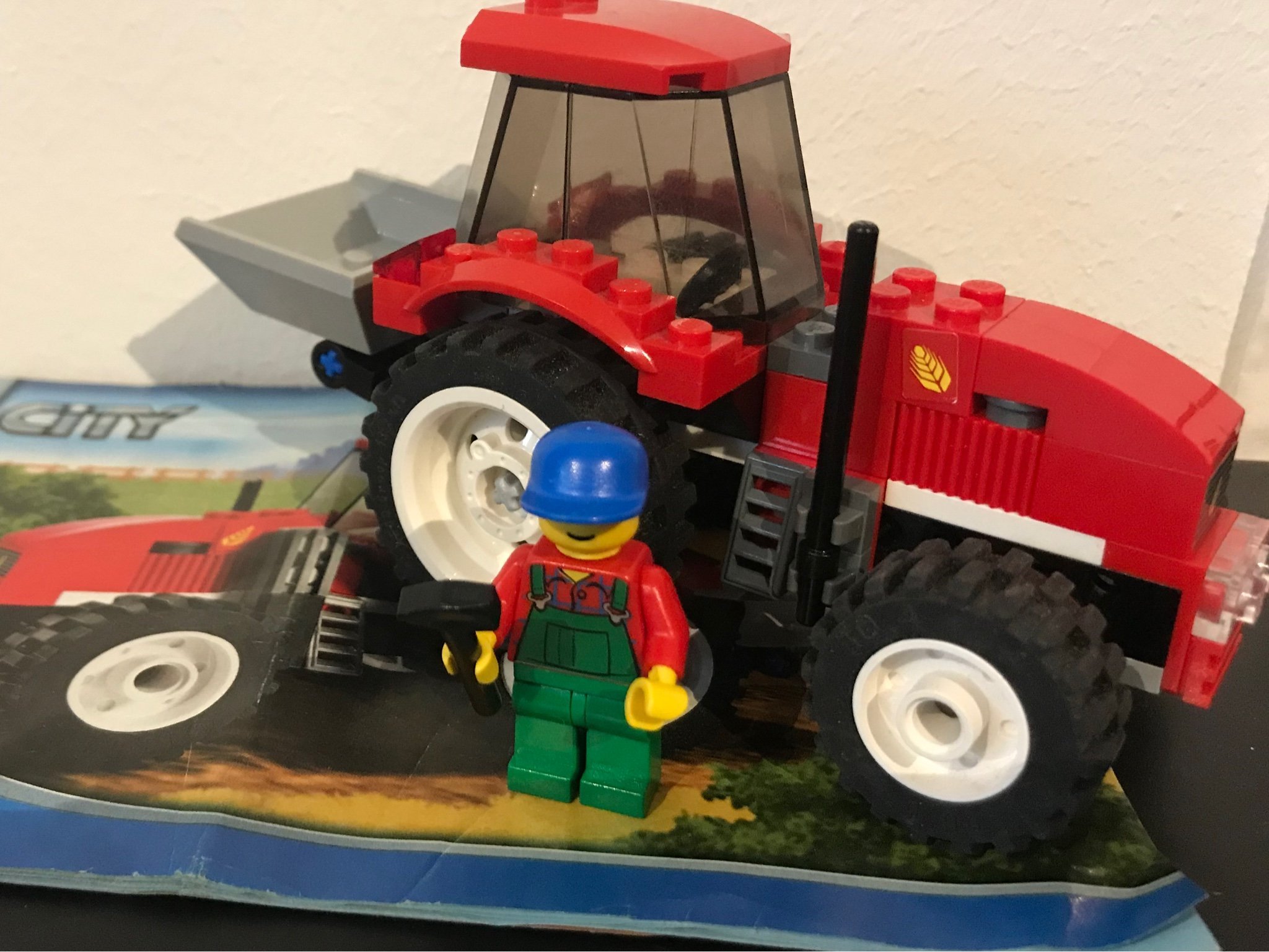 lego city traktor