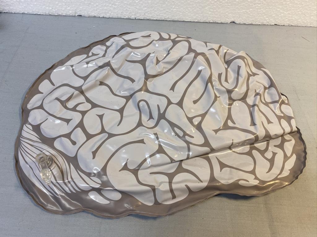 Resekudde, uppblåsbar kudde 35 cm
