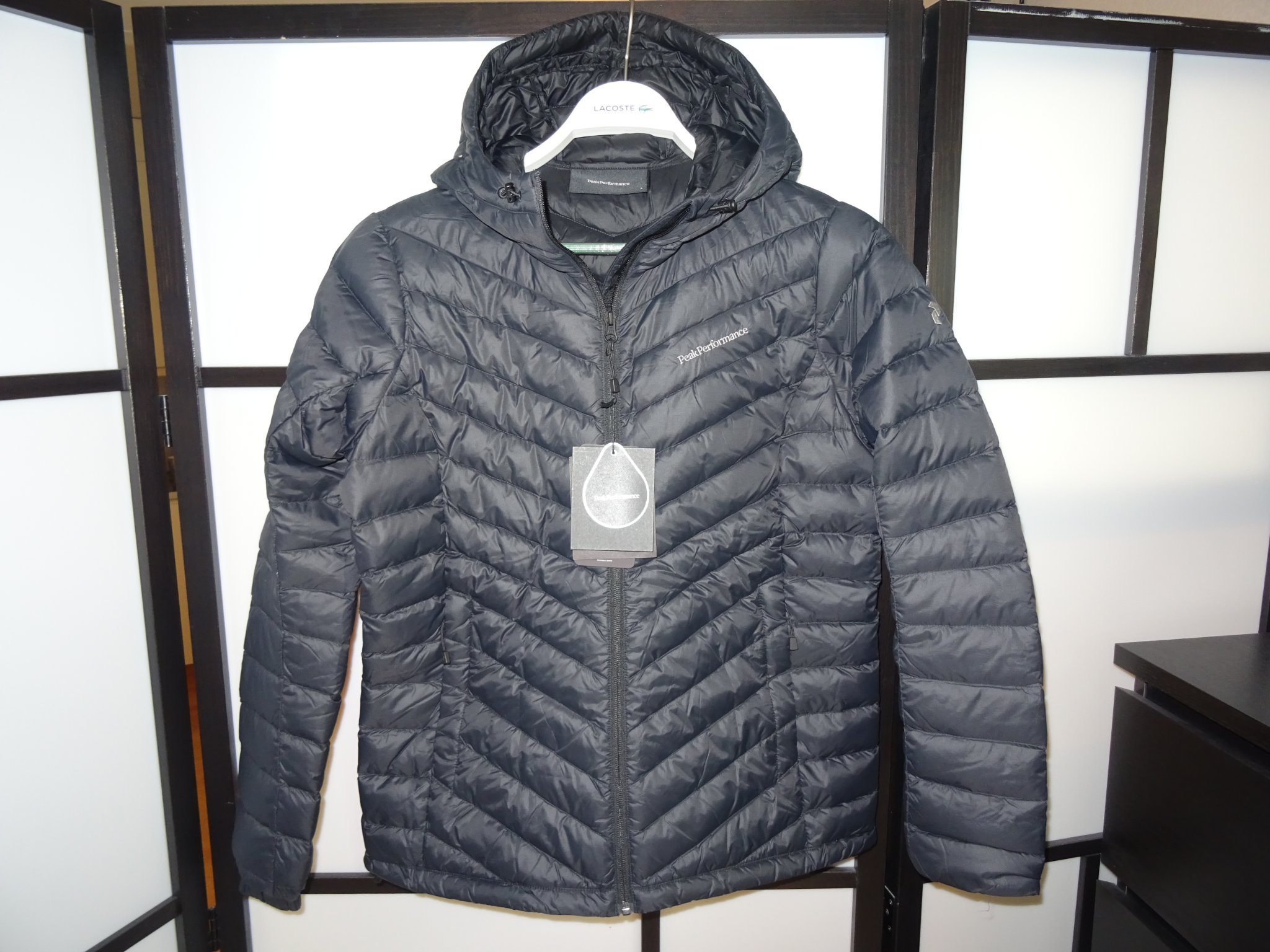 Helt Ny PEAK PERFORMANCE FROST DH JACKET dunjacka, Dam, L, Svart Helt Ny PEAK PERFORMANCE FROST DH JACKET dunjacka, Dam, L, Svart