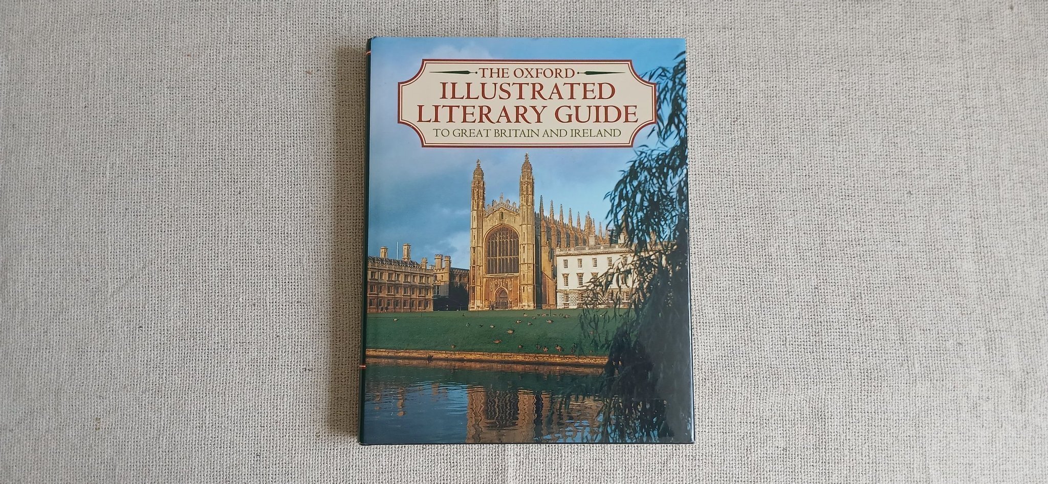 THE OXFORD ILLUSTRATED LITERARY GUIDE TO GREAT .. | Köp på