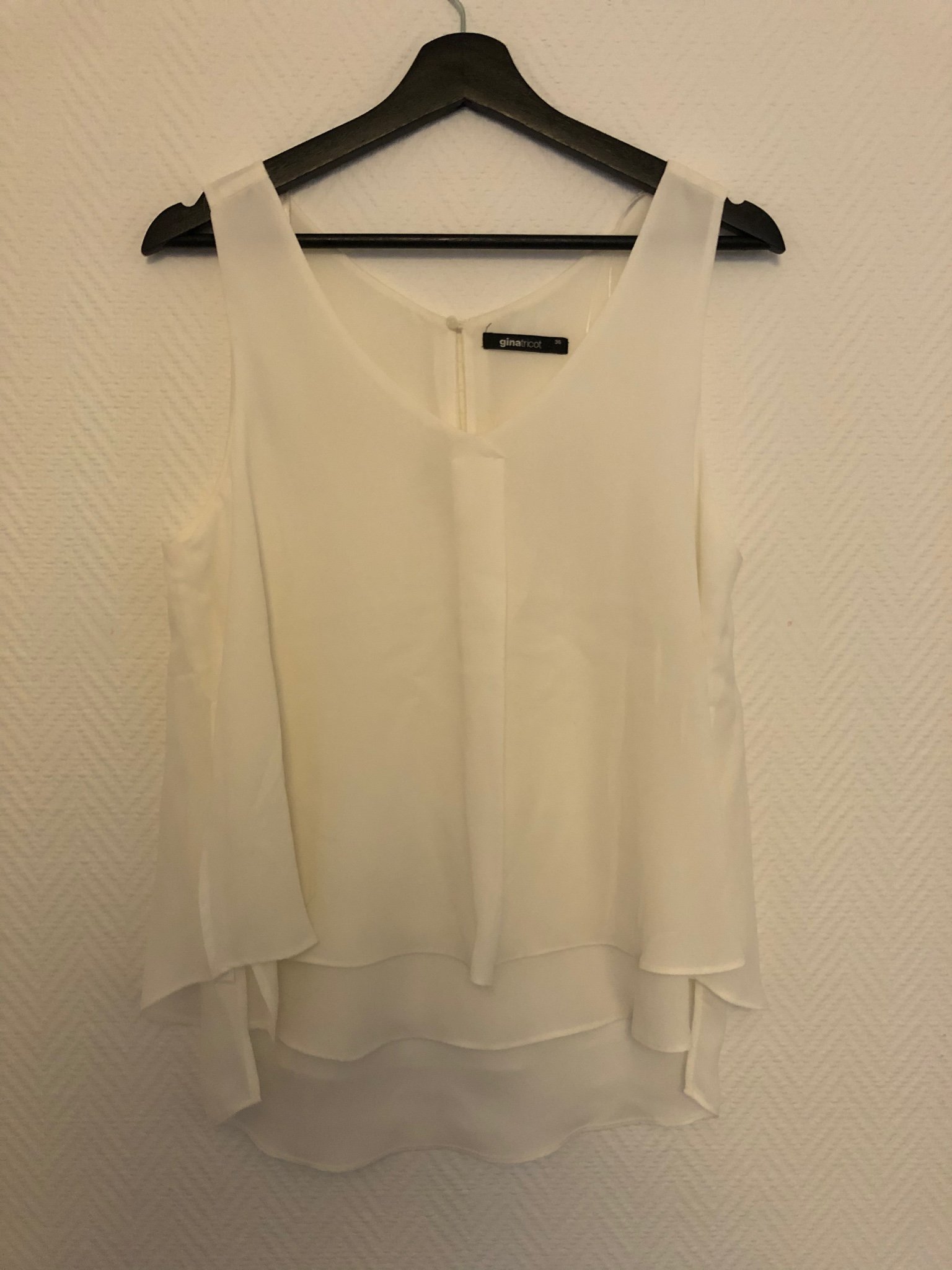 Linne Topp från Gina tricot, vit, stl 36 Linne Topp från Gina tricot, vit, stl 36