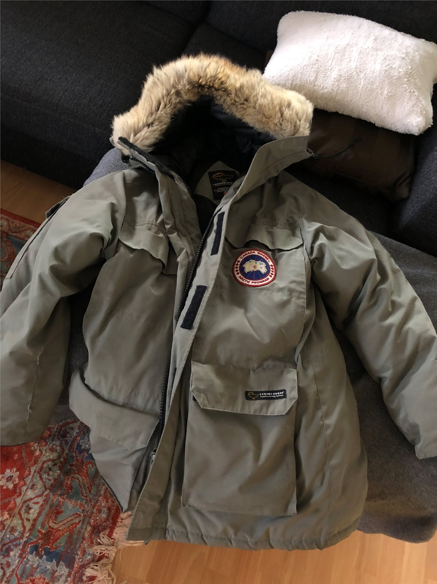 köp begagnad canada goose köp begagnad canada goose