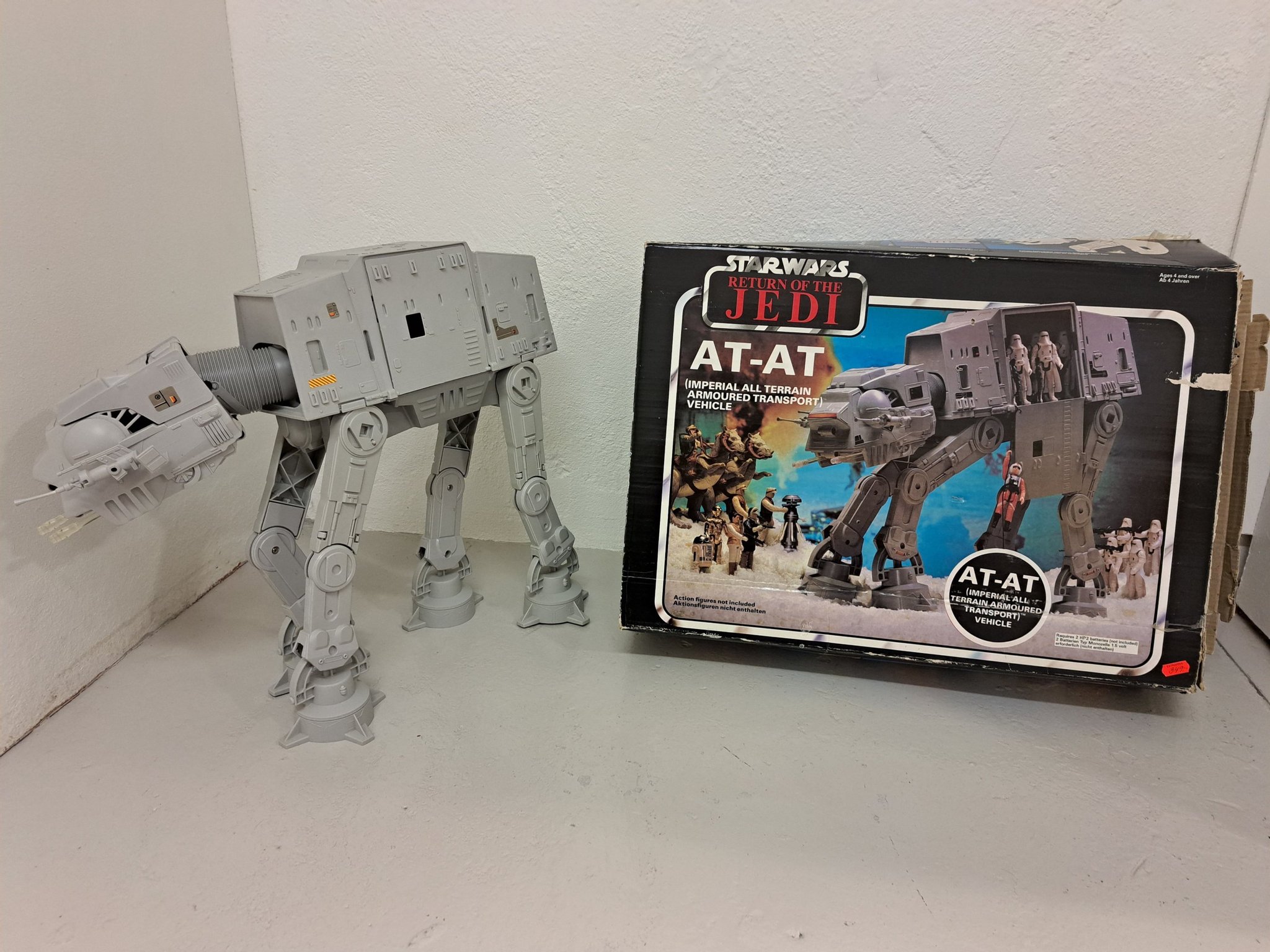 Star Wars Vintage ATAT Köp på Tradera (563742205)