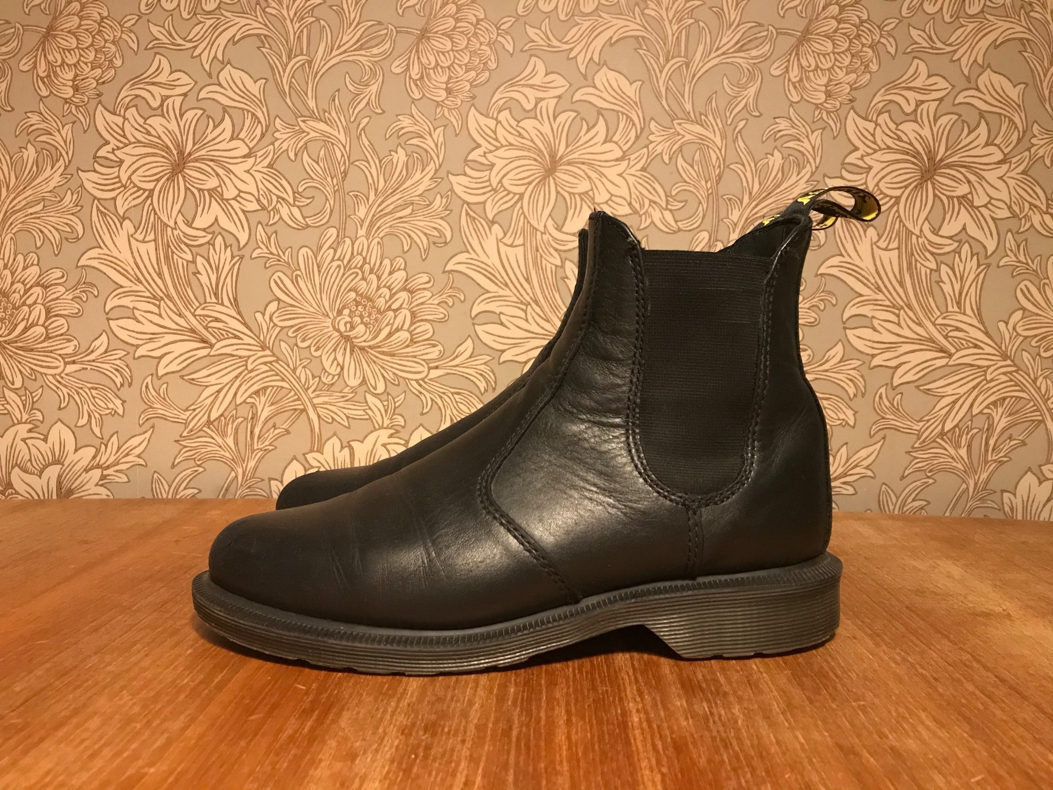 dr martens laura chelsea