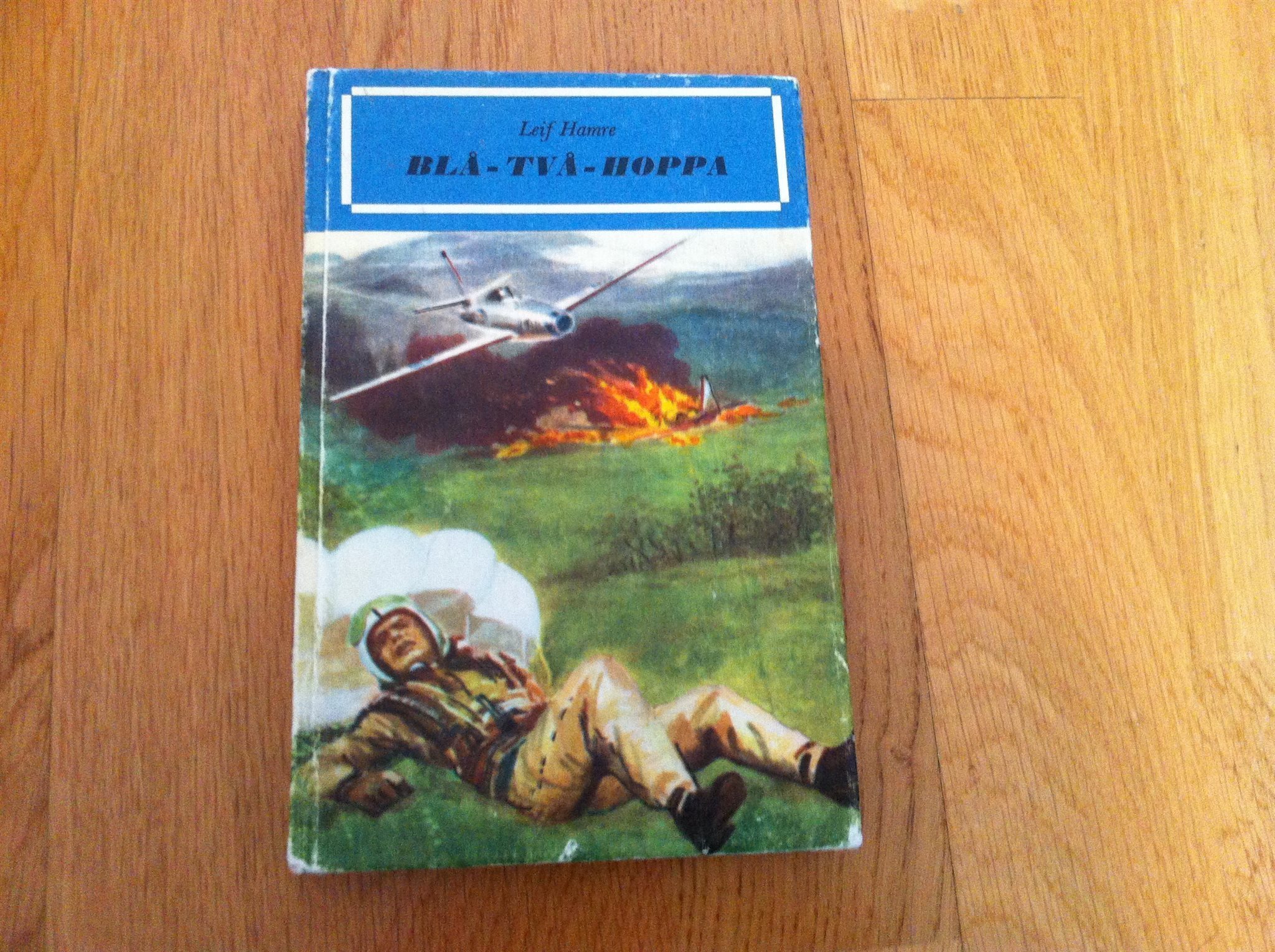 Leif Hamre - BLÅ - TVÅ - HOPPA i läst skick