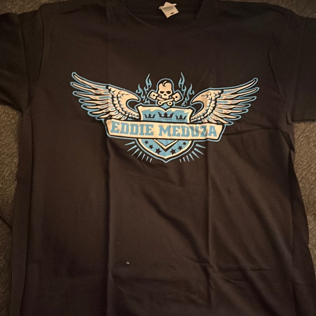 L Eddie Meduza Svart t-shirt Köp på Tradera (697495270)