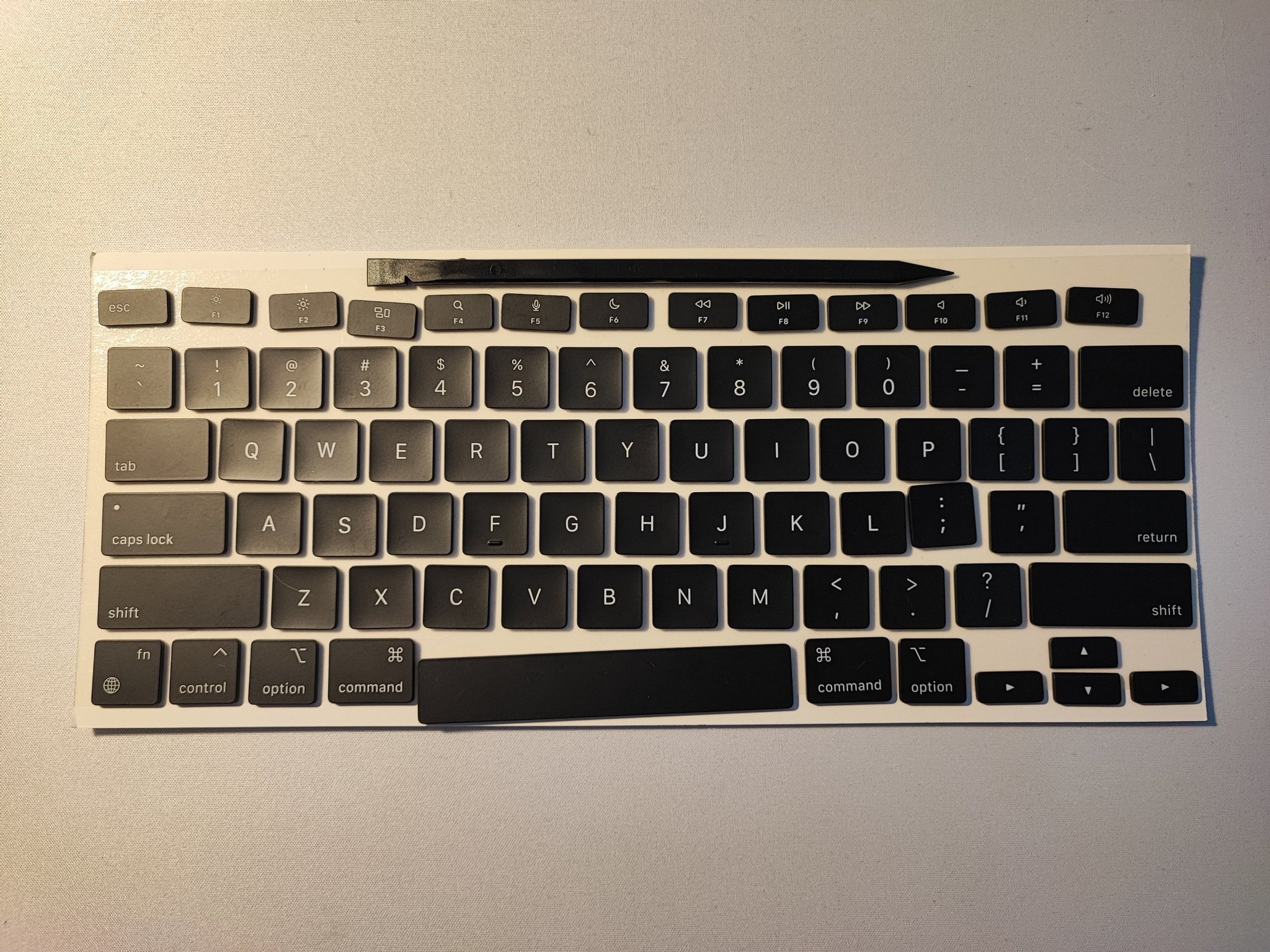 Macbook keycaps (A2337, M1) US layout 1 Köp på Tradera (619643658)