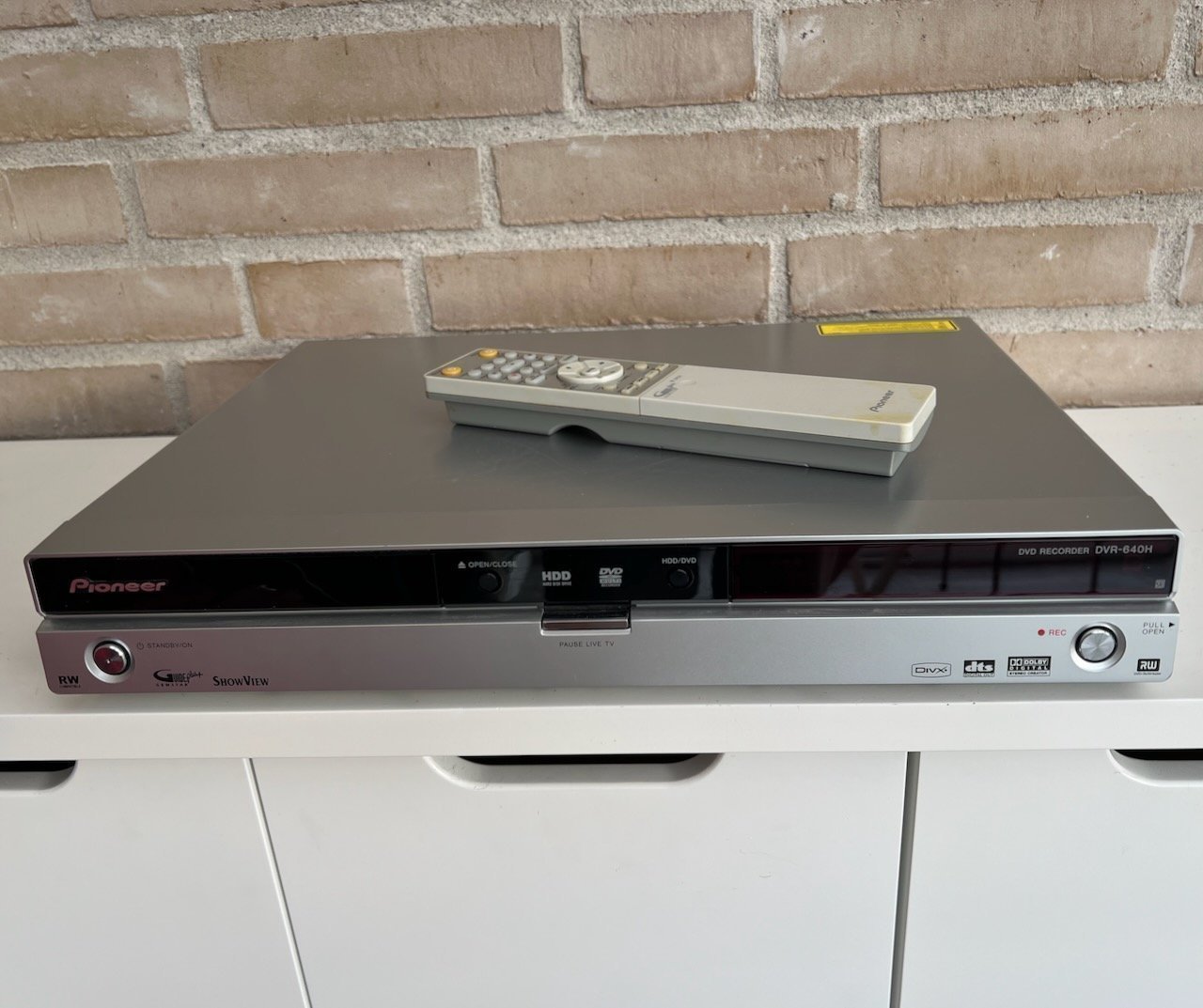 Se produkter som liknar Pioneer DVR-640H DVD Recorder.. på Tradera